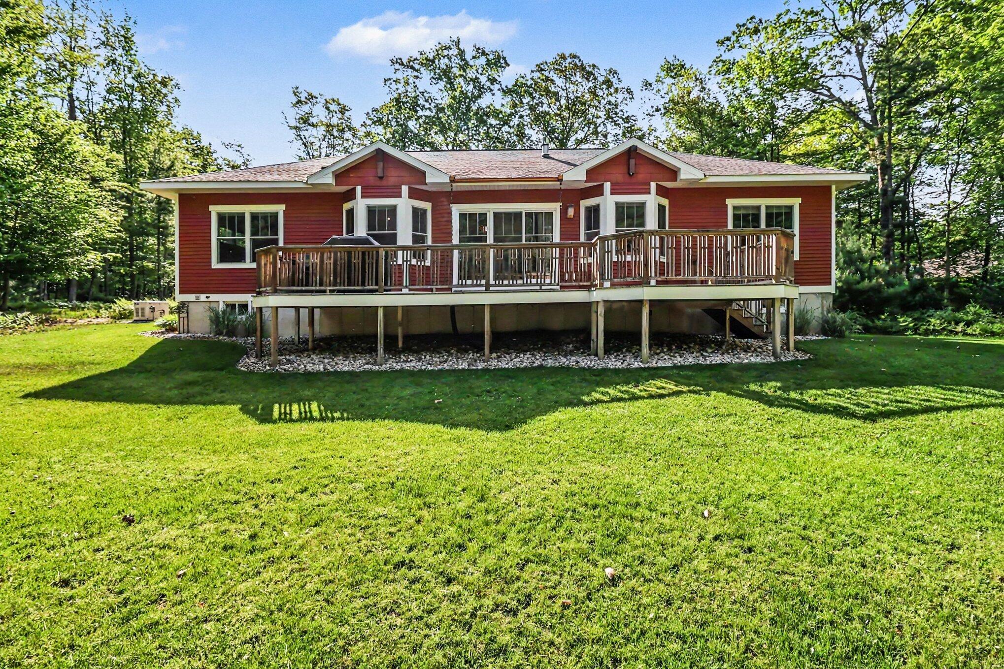 1791 Glenwood Road Ludington MI 49431