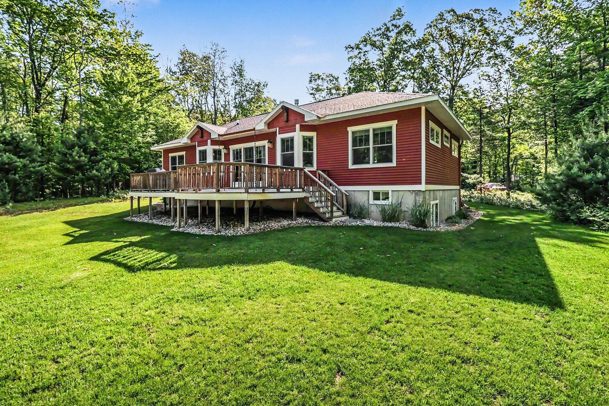 1791 Glenwood Road Ludington MI 49431