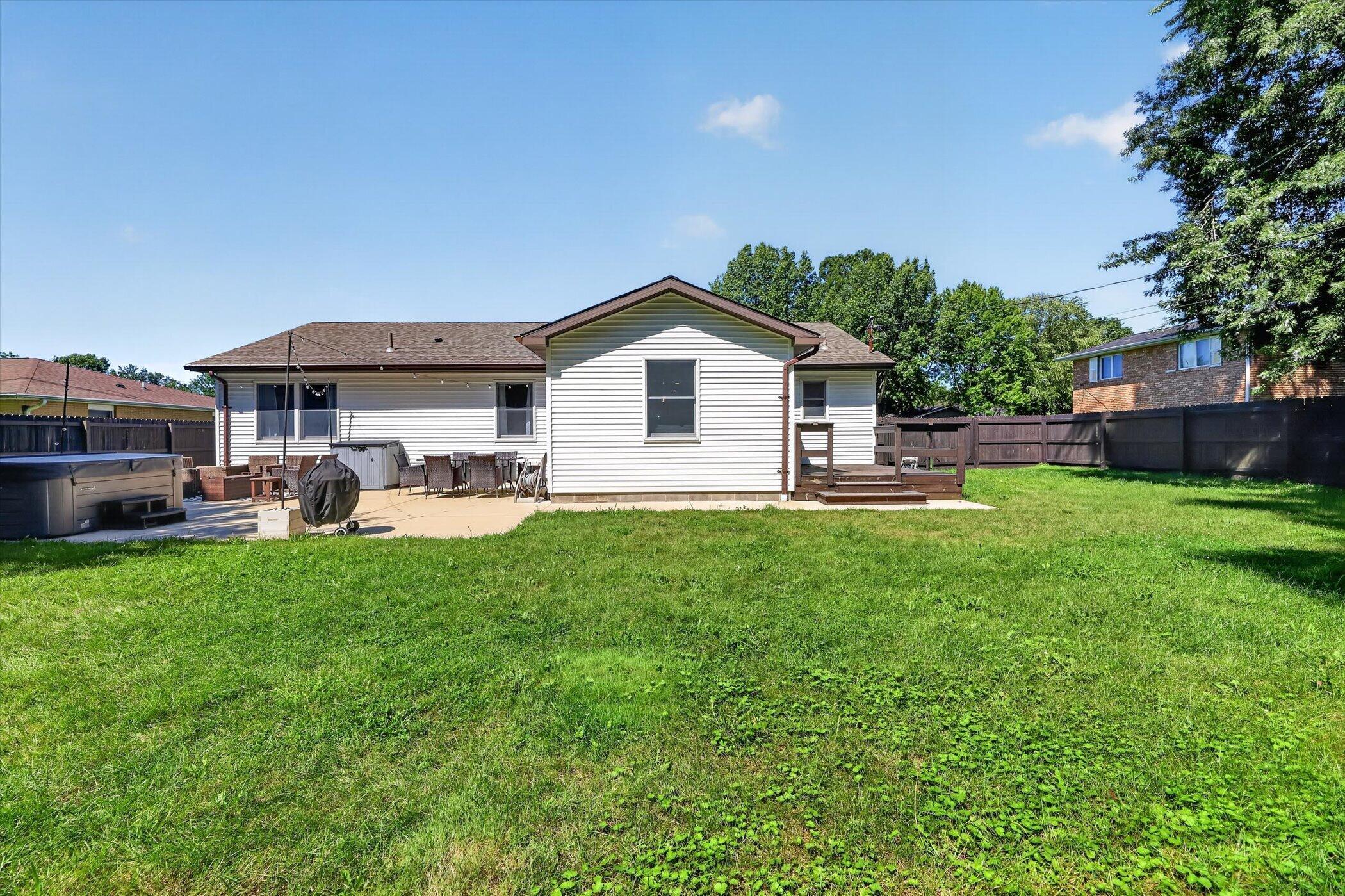 3404 Cedar Lane Bridgman MI 49106