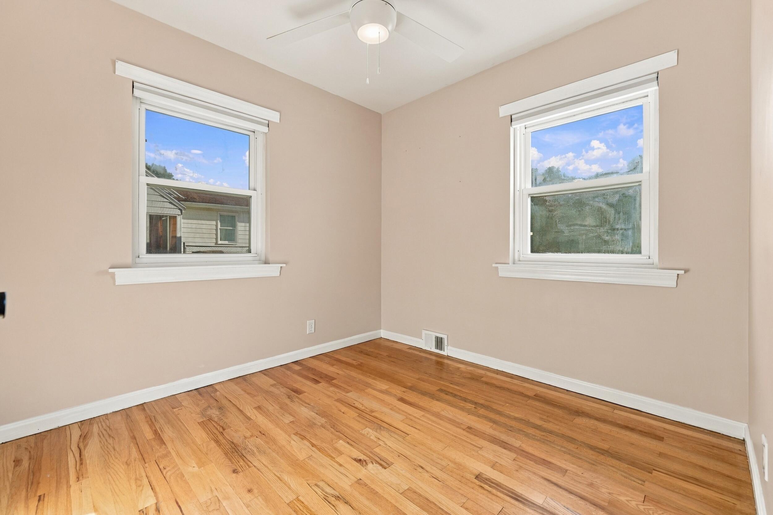 44 Covell Avenue NW Grand Rapids MI 49504