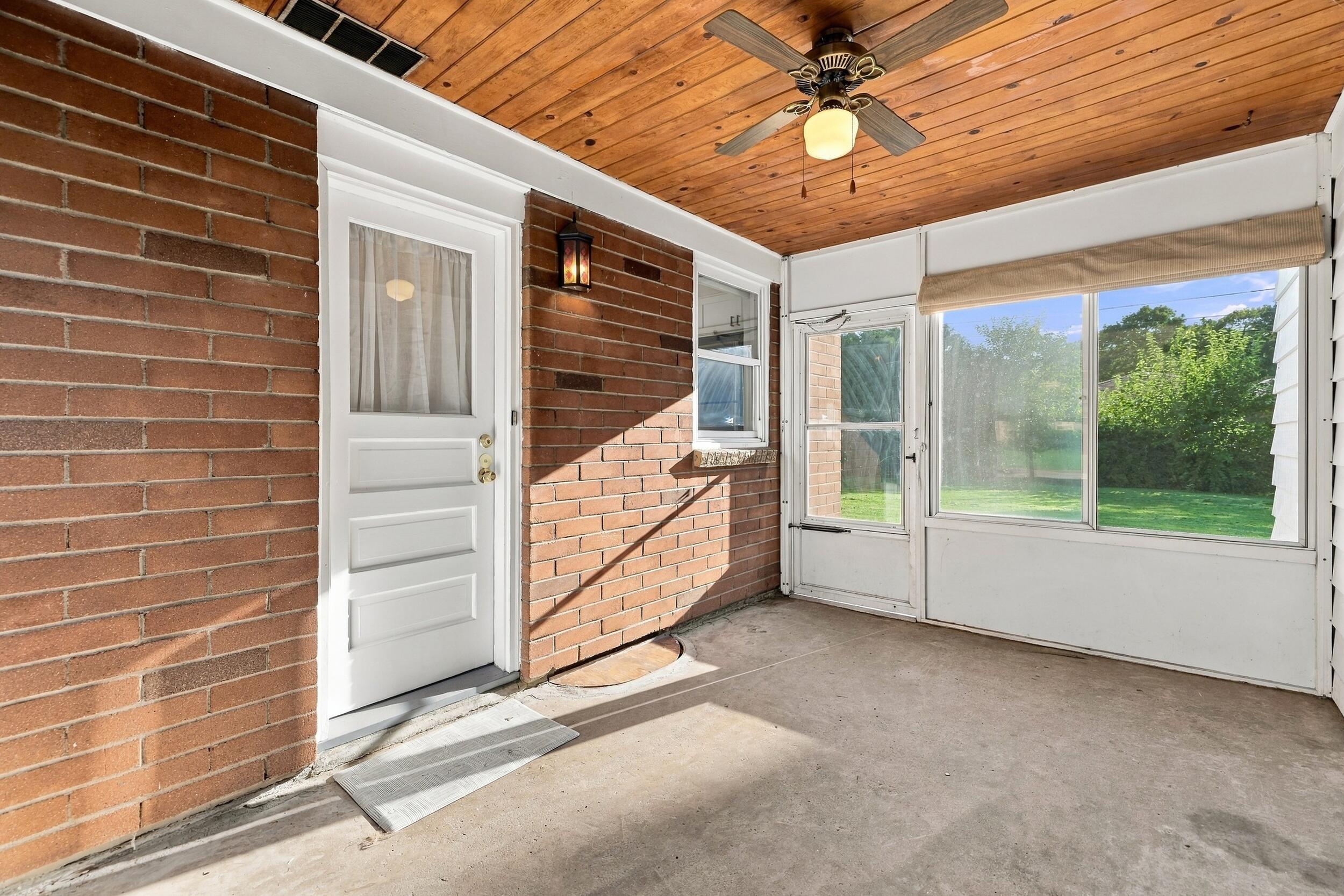 44 Covell Avenue NW Grand Rapids MI 49504