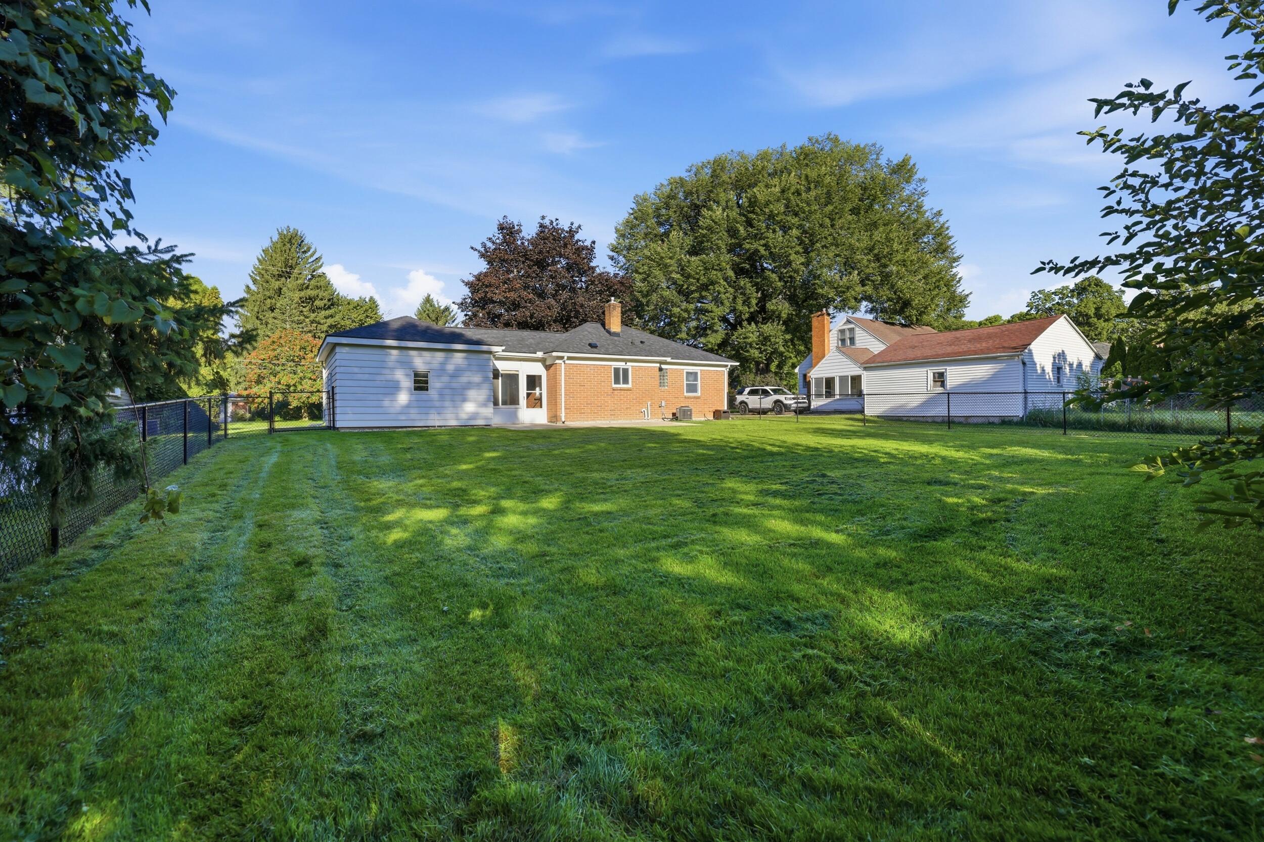 44 Covell Avenue NW Grand Rapids MI 49504