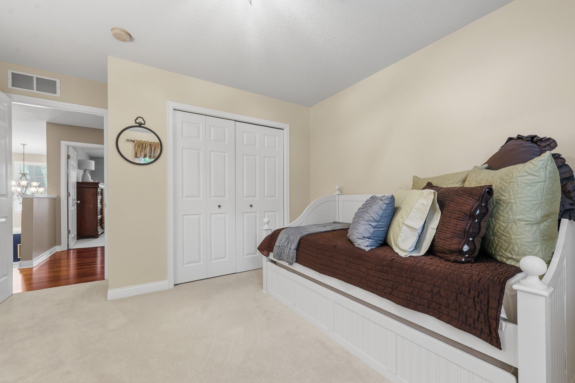 880 Ludington Avenue Portage MI 49002