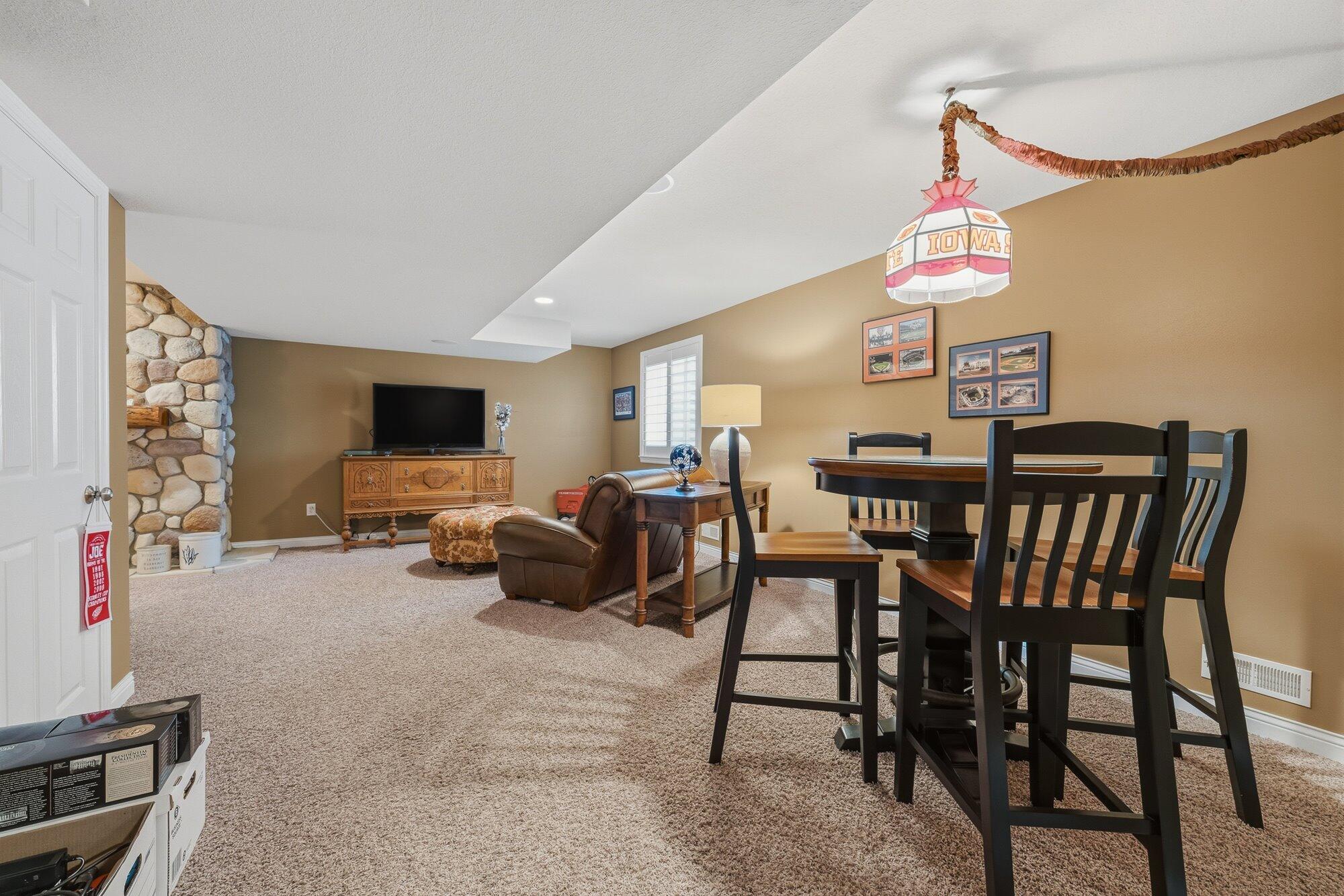 880 Ludington Avenue Portage MI 49002
