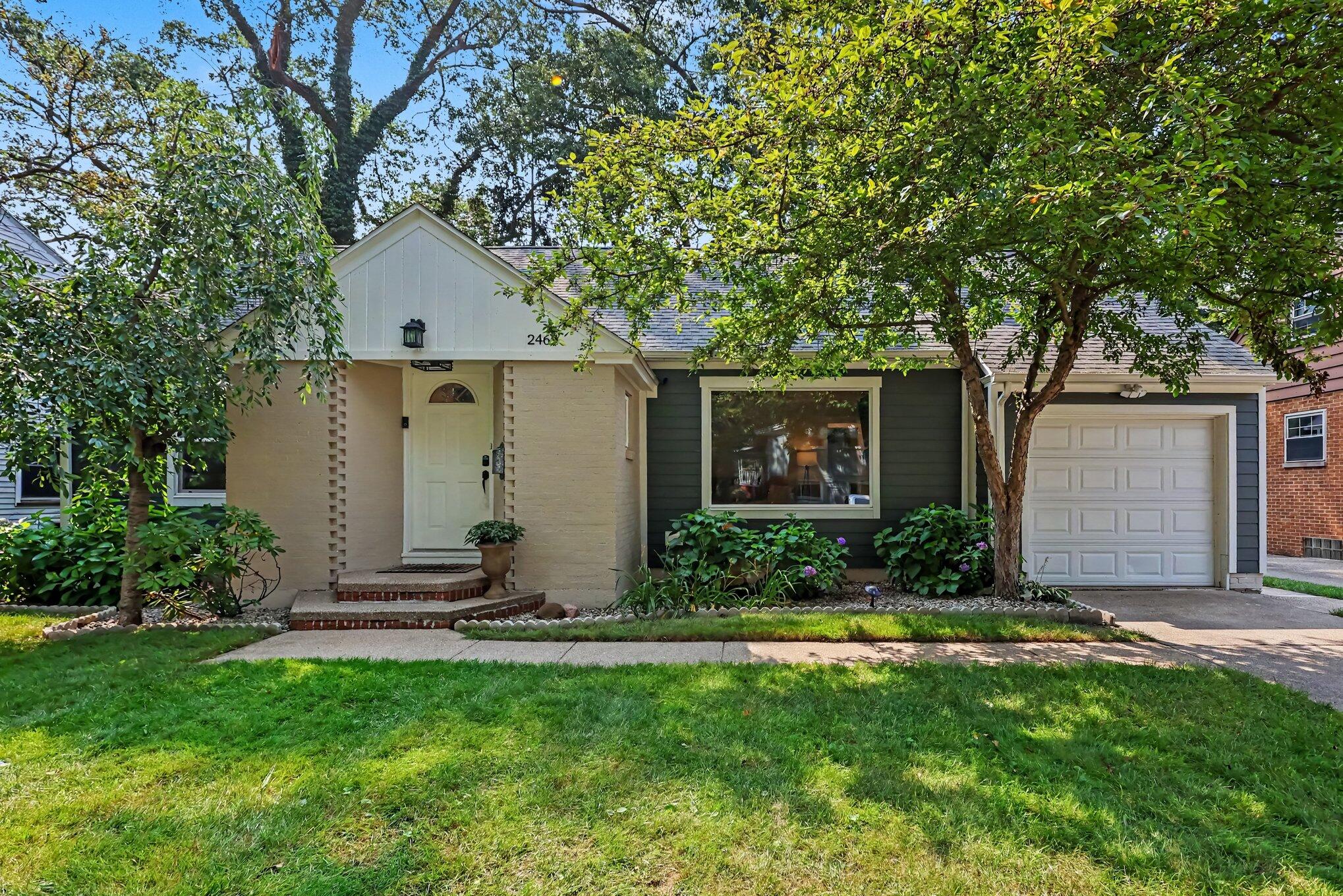 2469 Hadden Street Muskegon MI 49441
