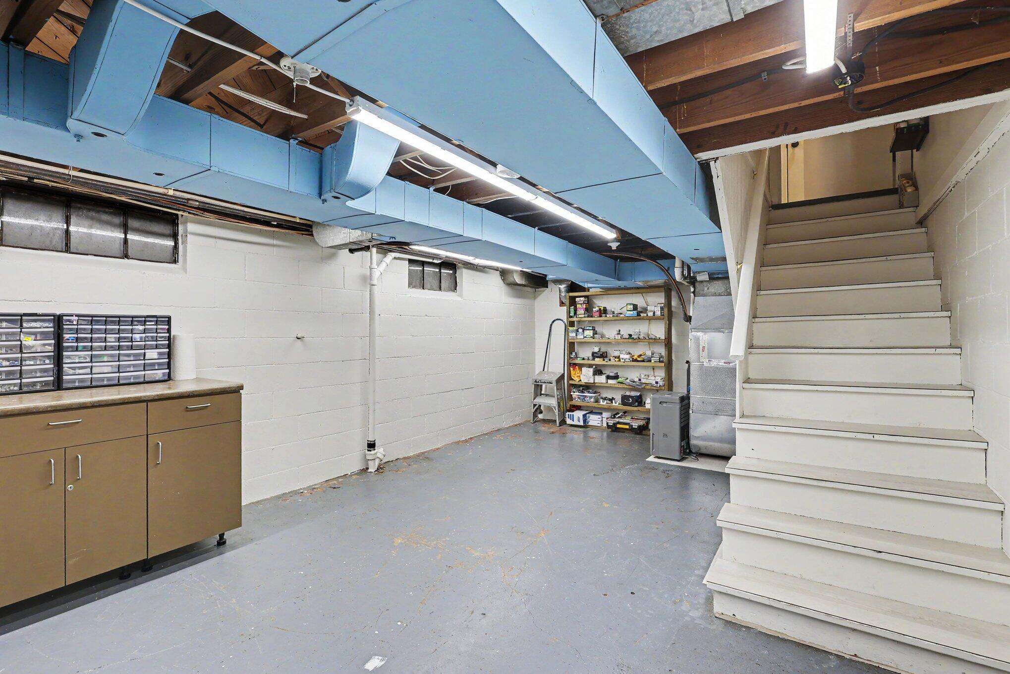 2469 Hadden Street Muskegon MI 49441