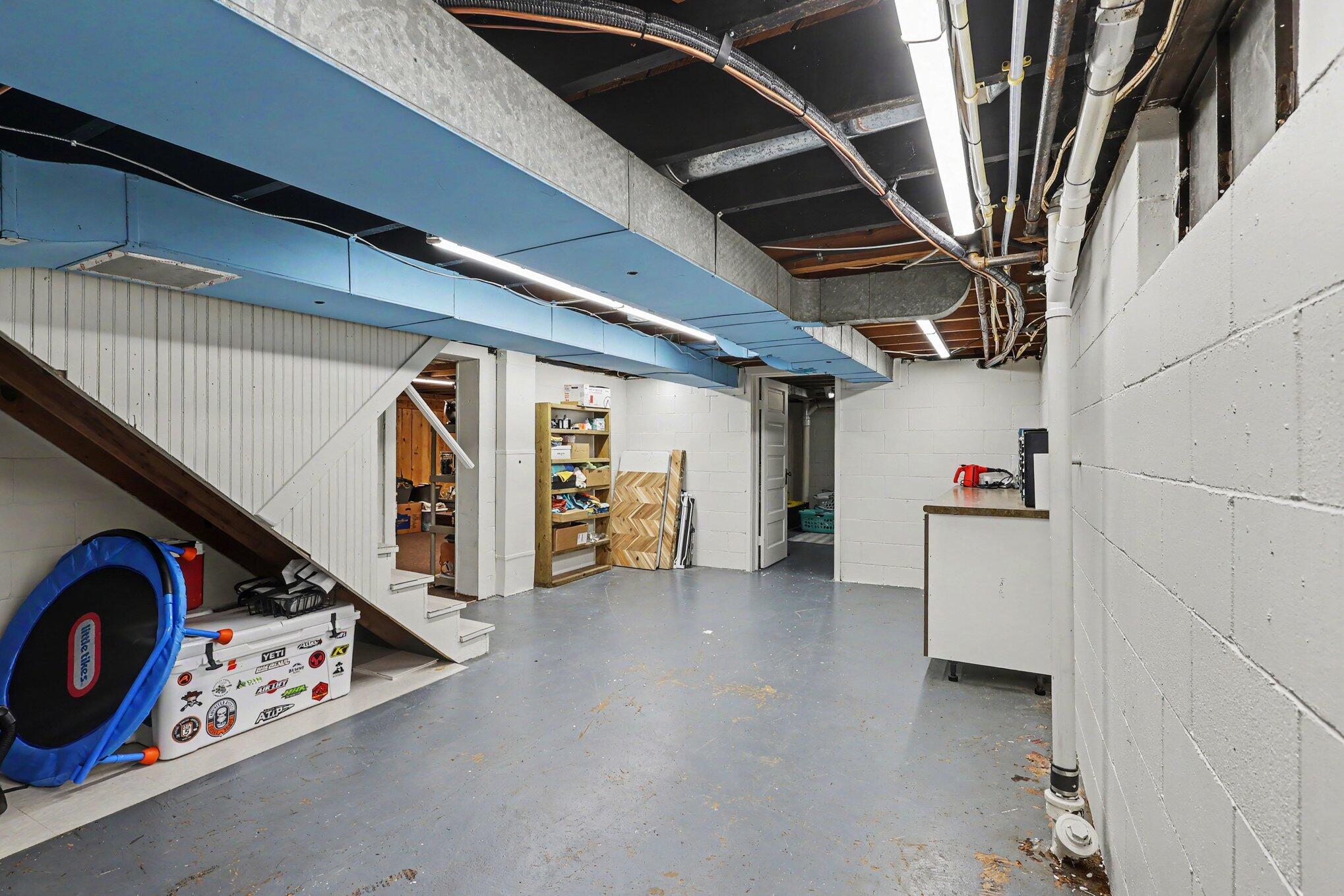 2469 Hadden Street Muskegon MI 49441