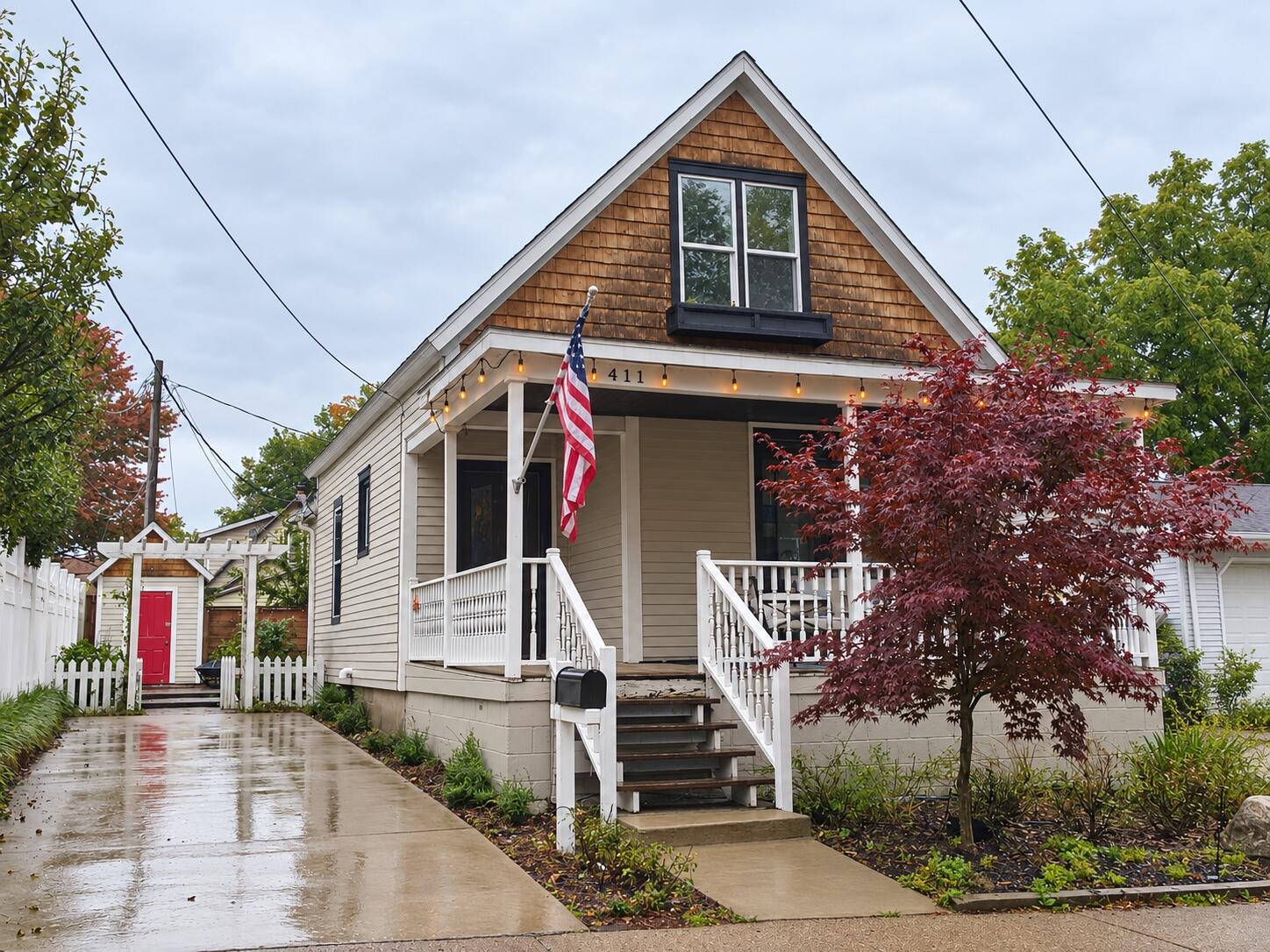411 & 413 Vanburen Street South Haven MI 49090