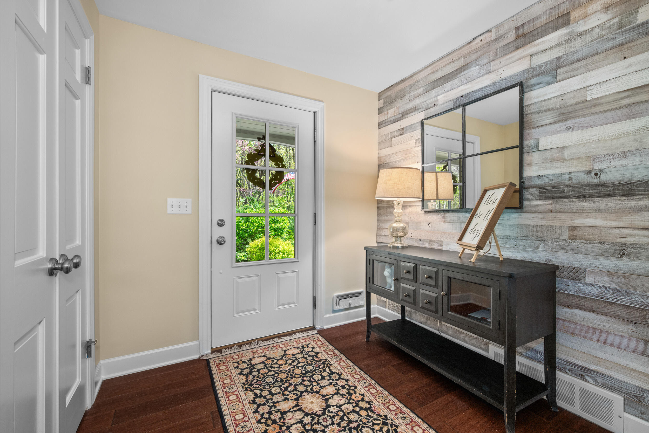 266 Pettis Avenue NE Ada MI 49301