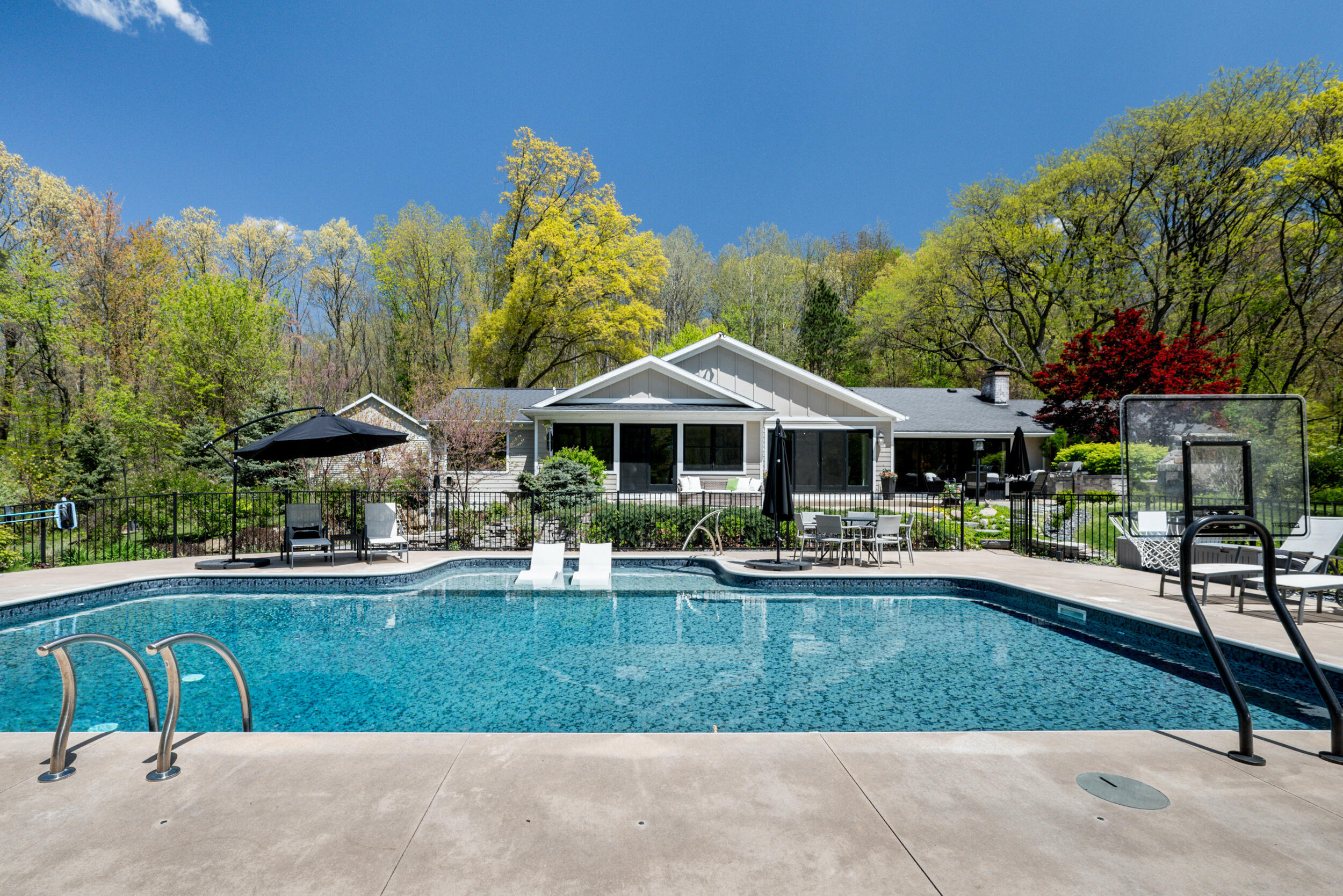 266 Pettis Avenue NE Ada MI 49301