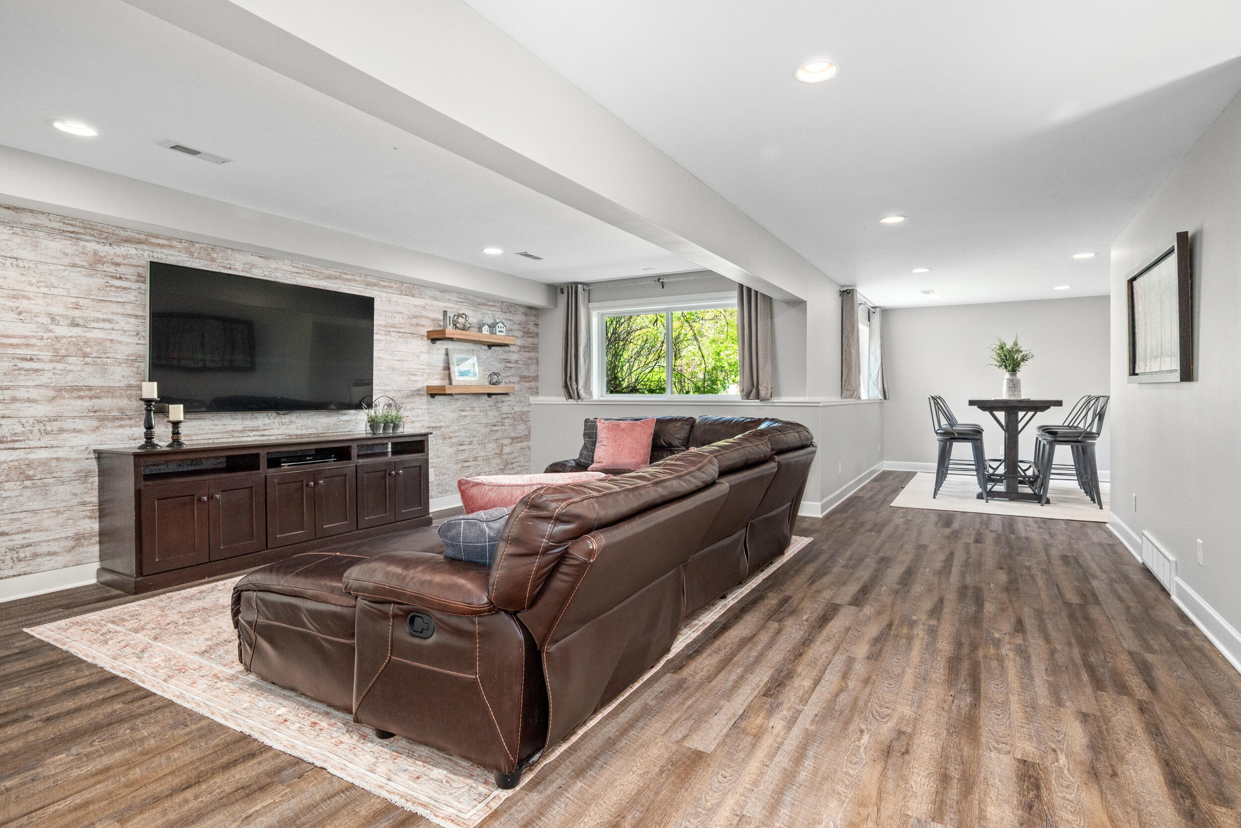266 Pettis Avenue NE Ada MI 49301