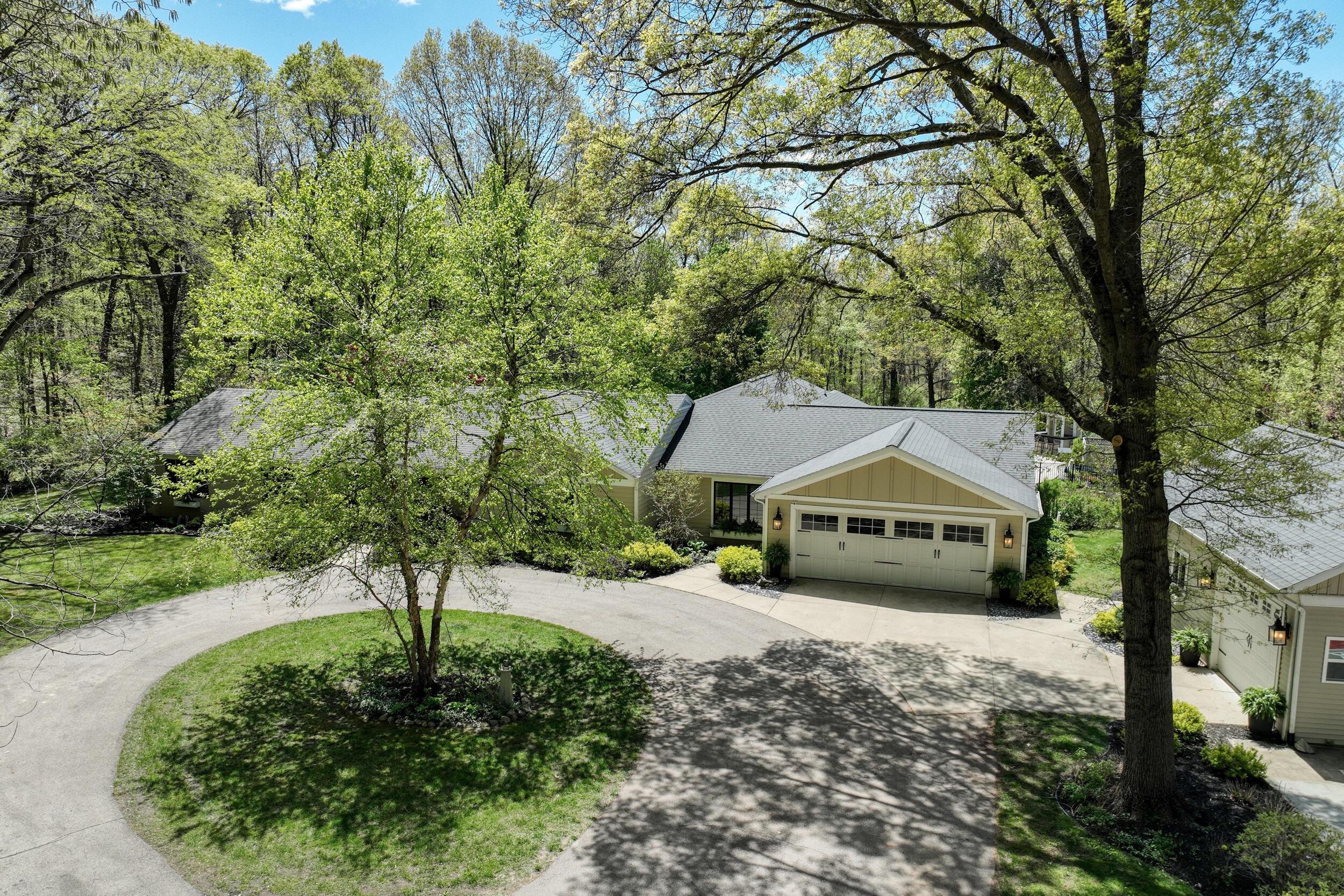 266 Pettis Avenue NE Ada MI 49301