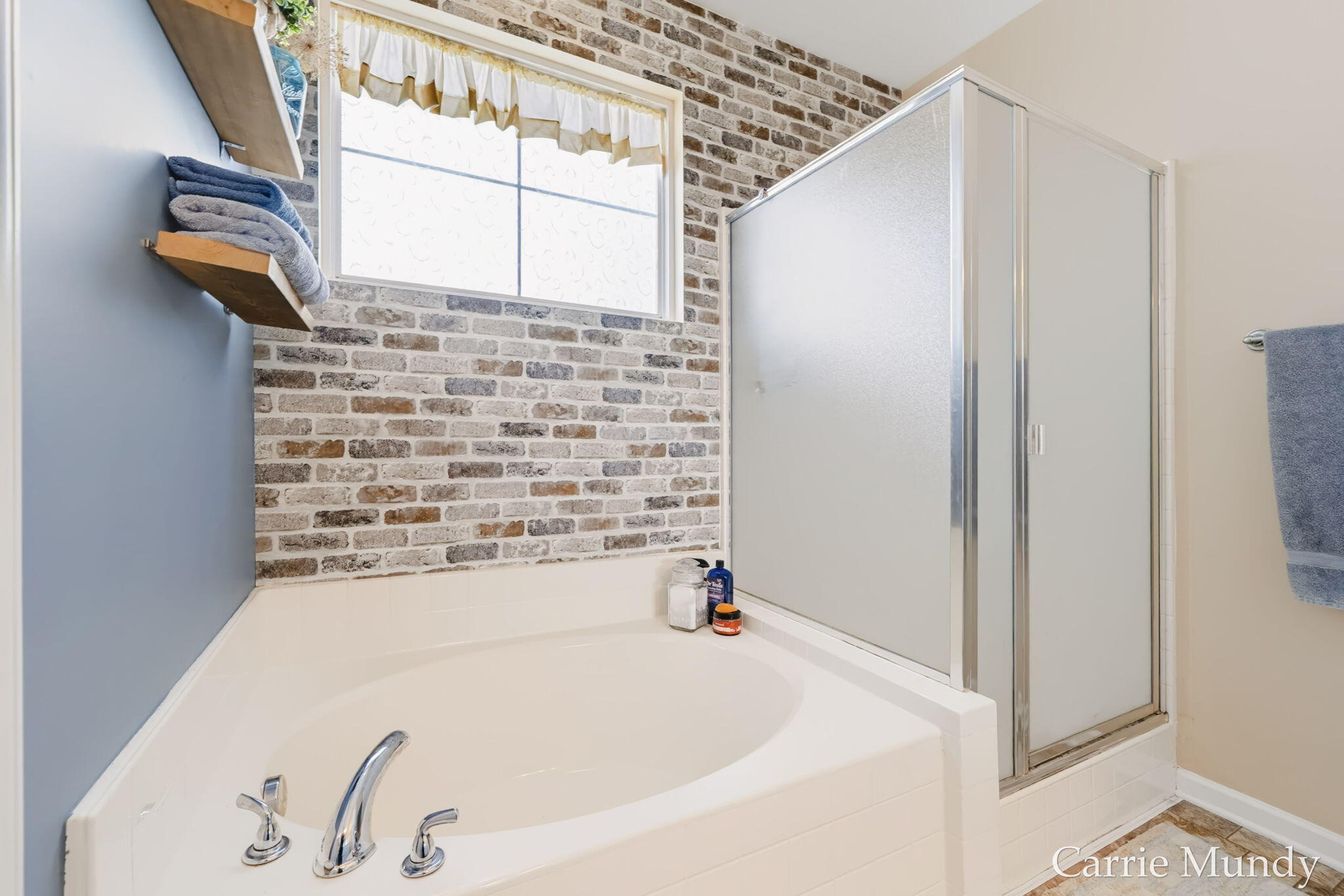 1099 Graystone Road Holland MI 49423