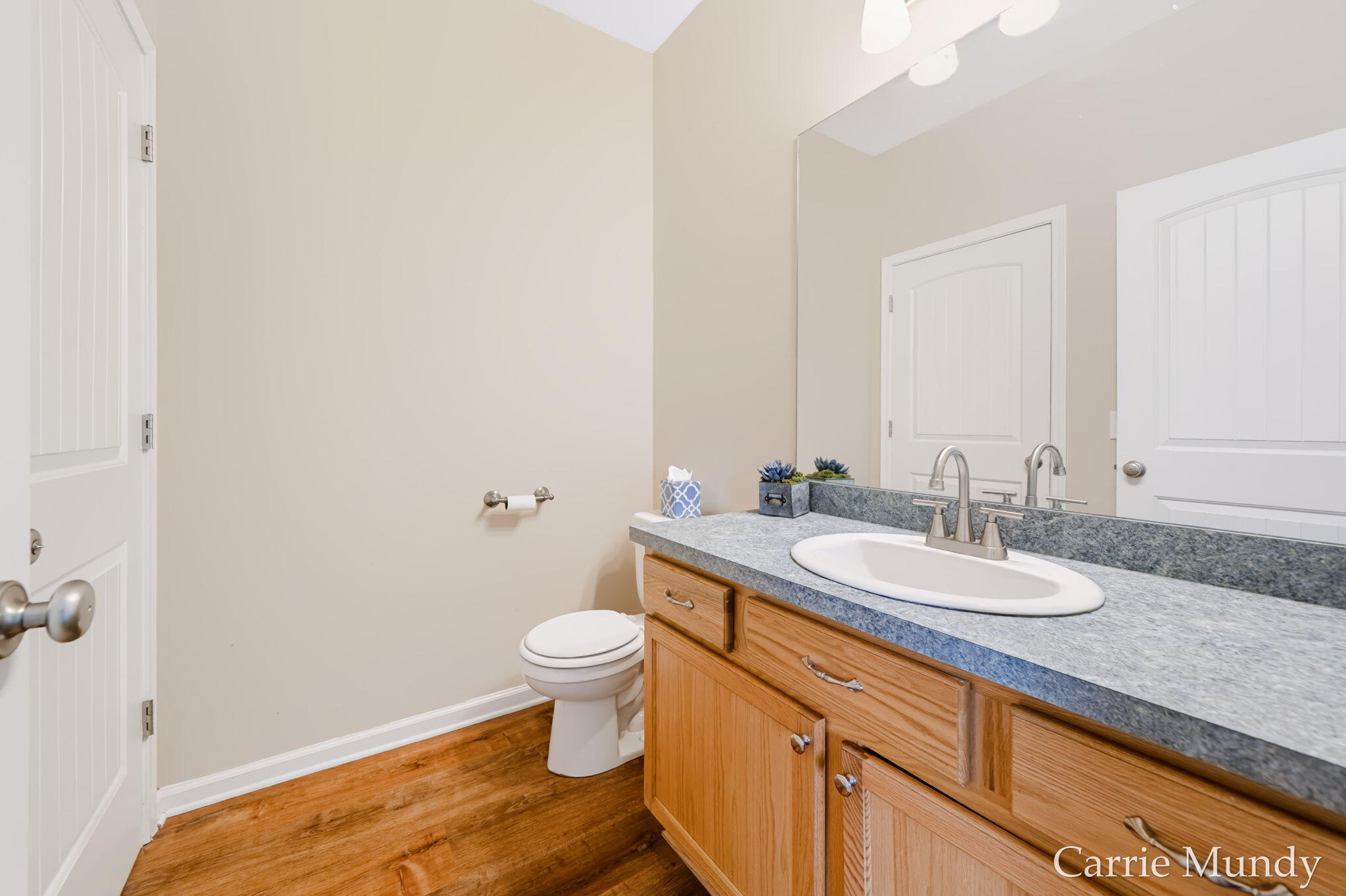 1099 Graystone Road Holland MI 49423