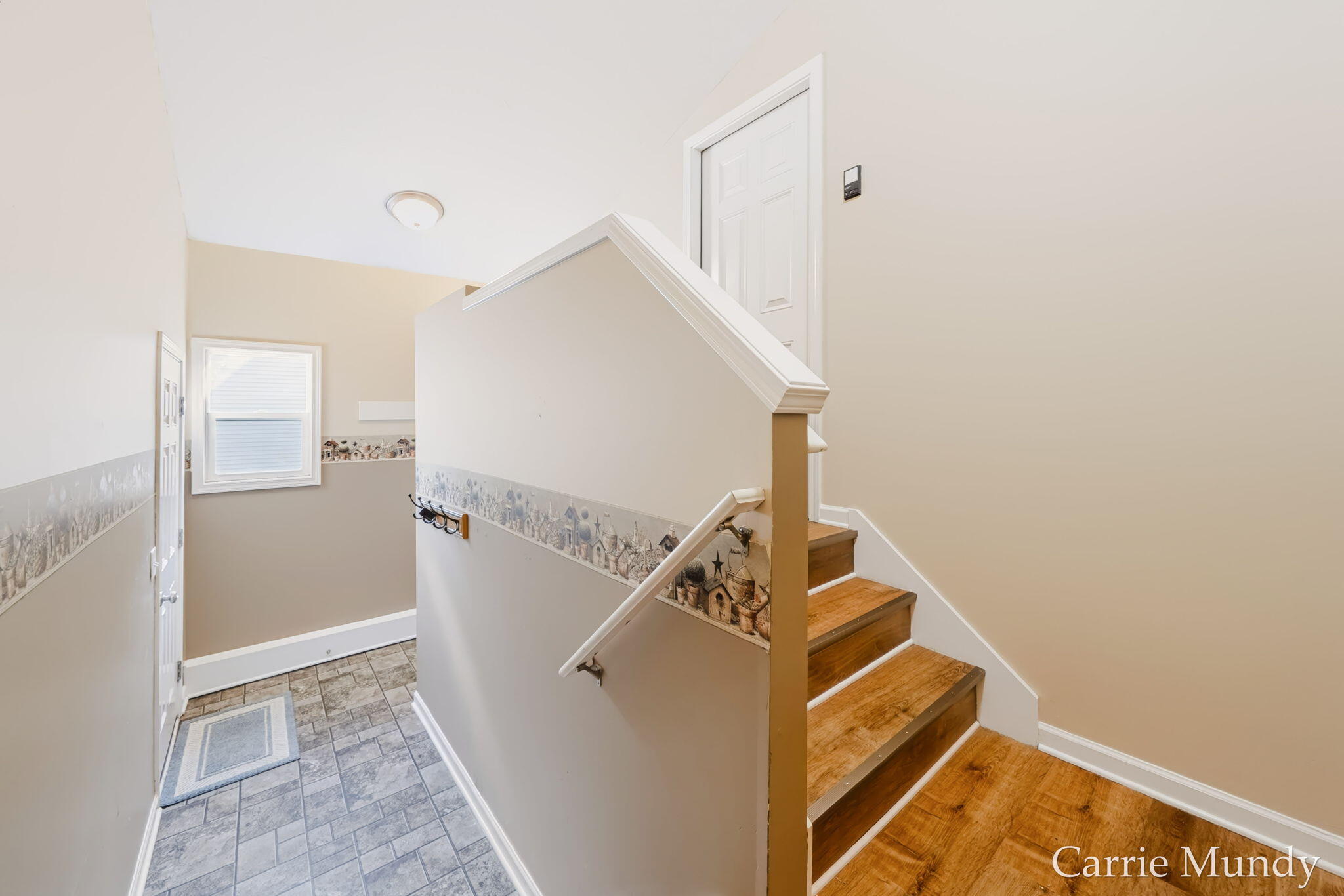 1099 Graystone Road Holland MI 49423