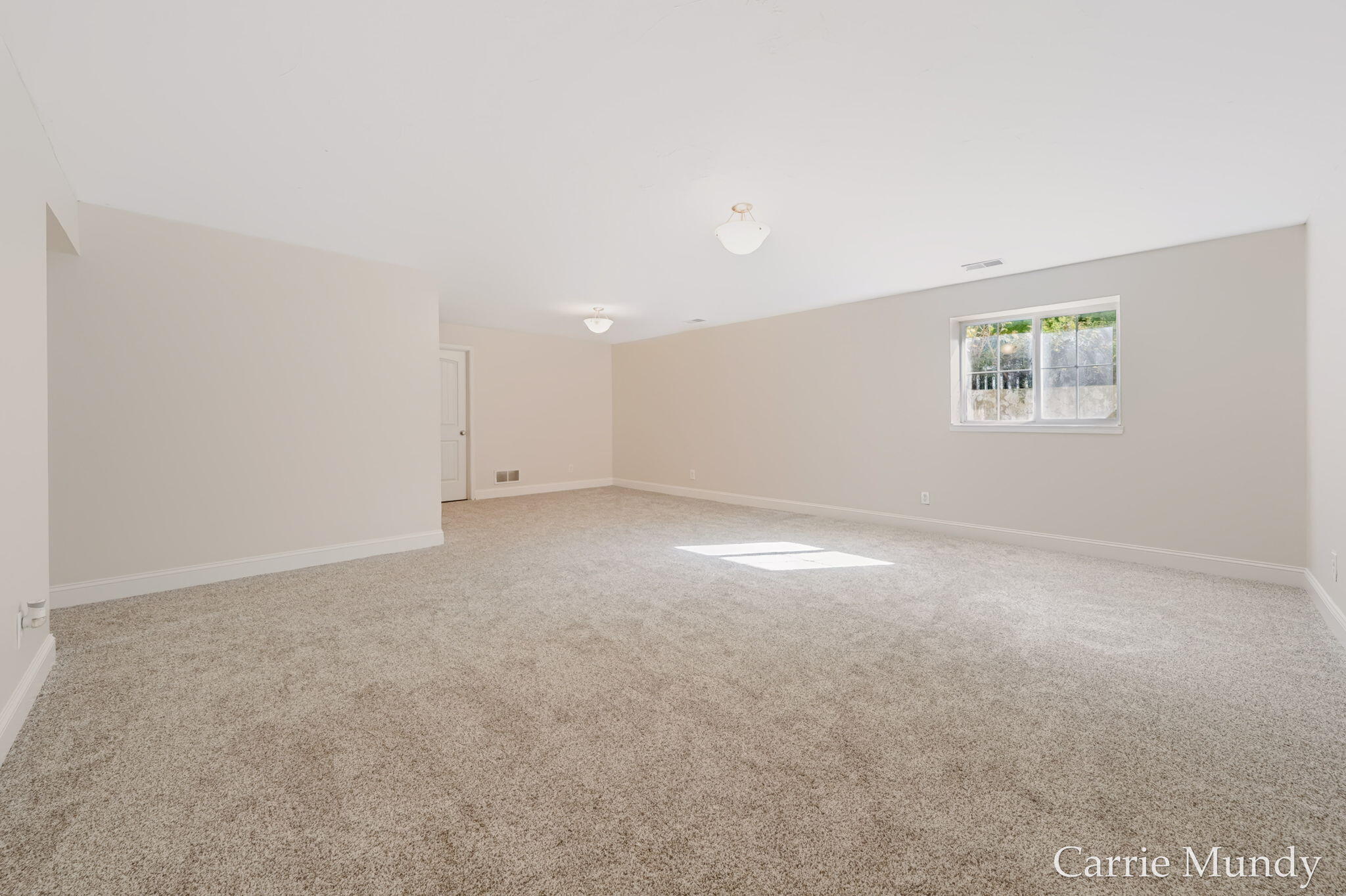1099 Graystone Road Holland MI 49423