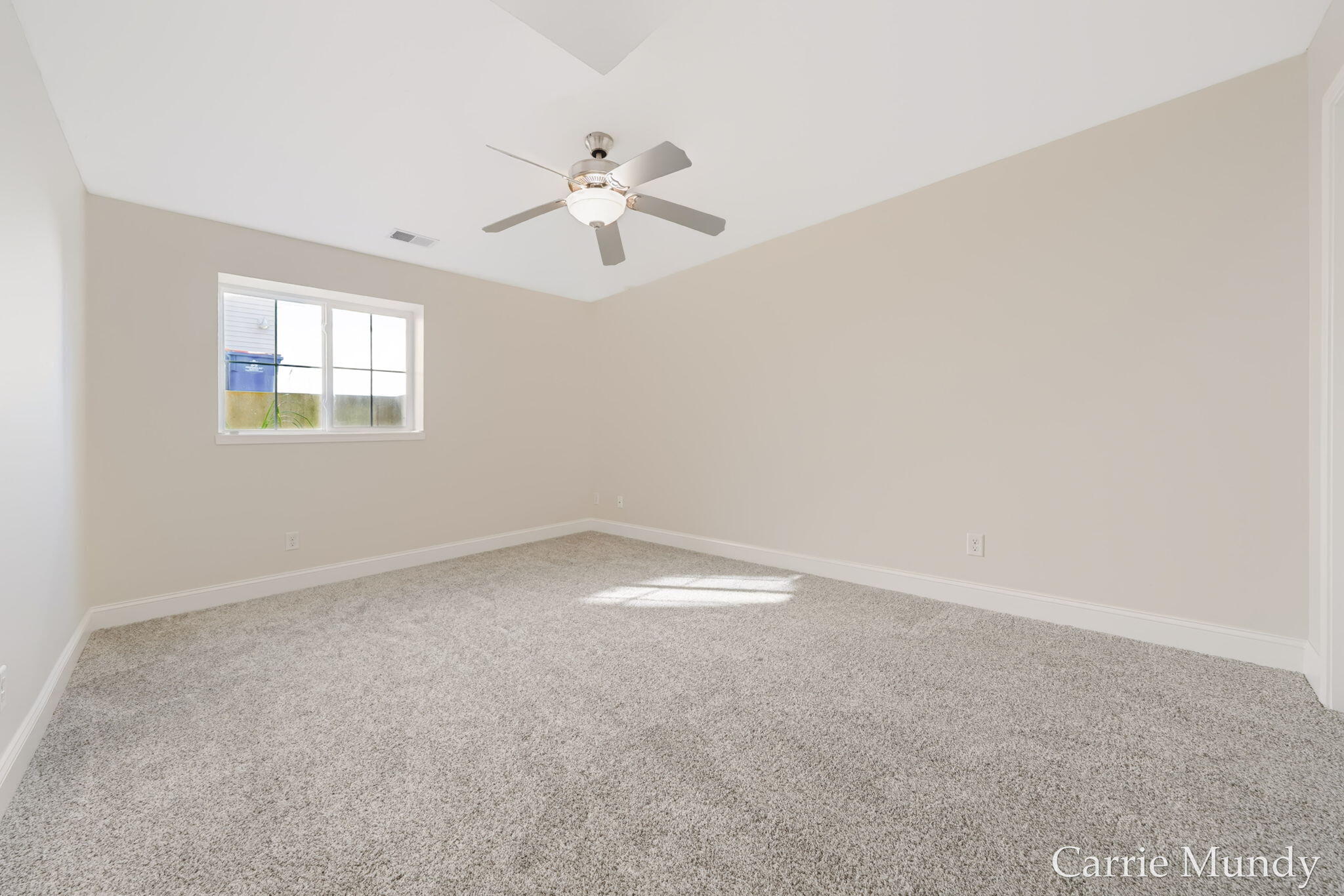 1099 Graystone Road Holland MI 49423