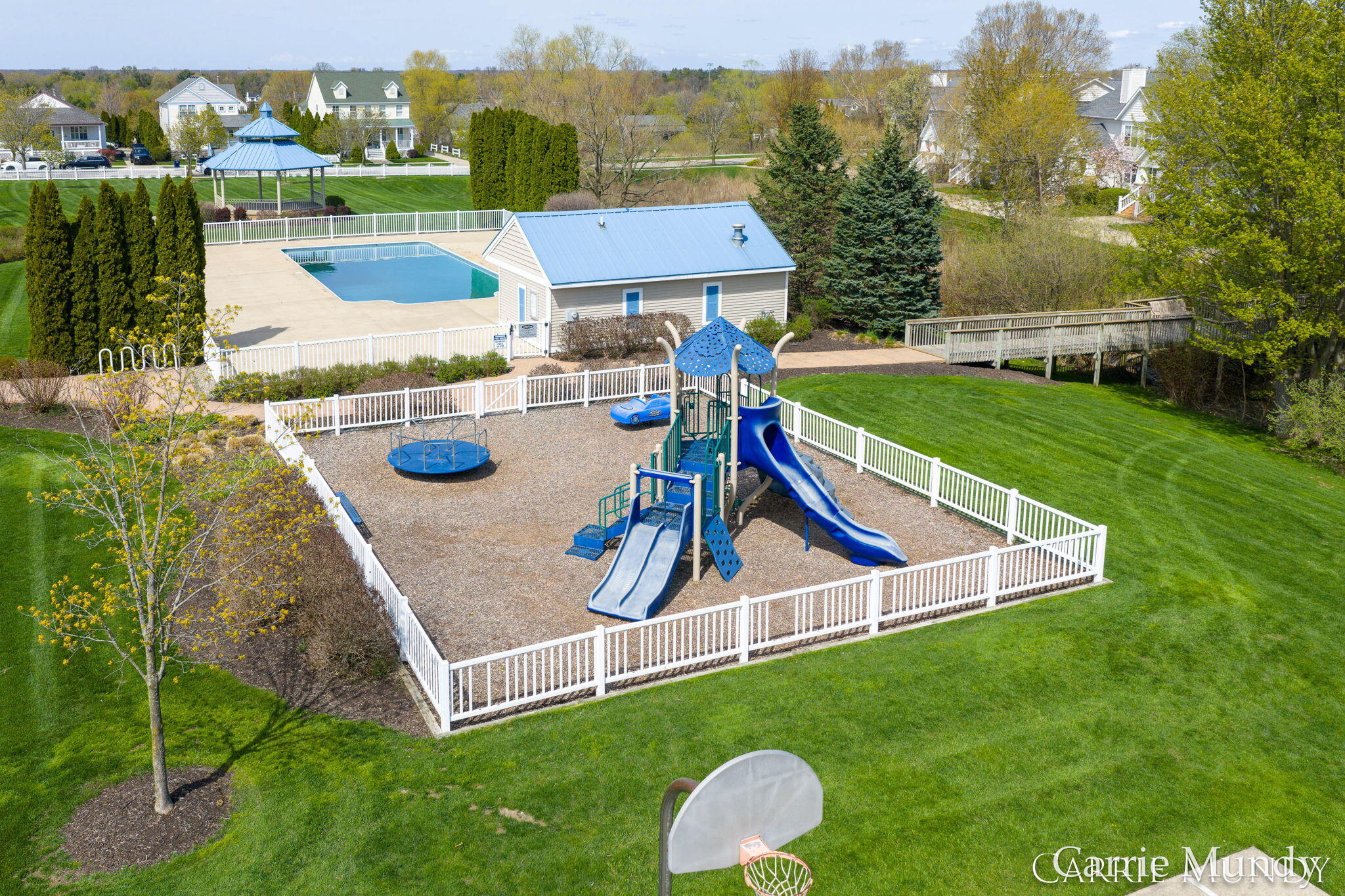 1099 Graystone Road Holland MI 49423