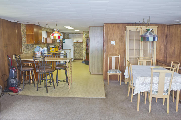 31165 County Line Road Dowagiac MI 49047
