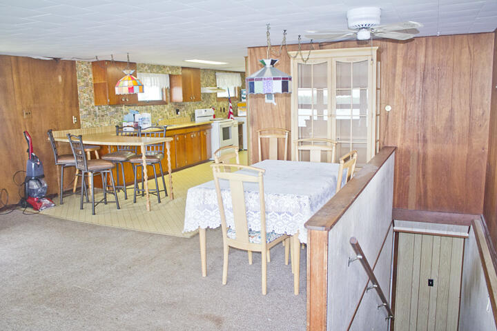 31165 County Line Road Dowagiac MI 49047