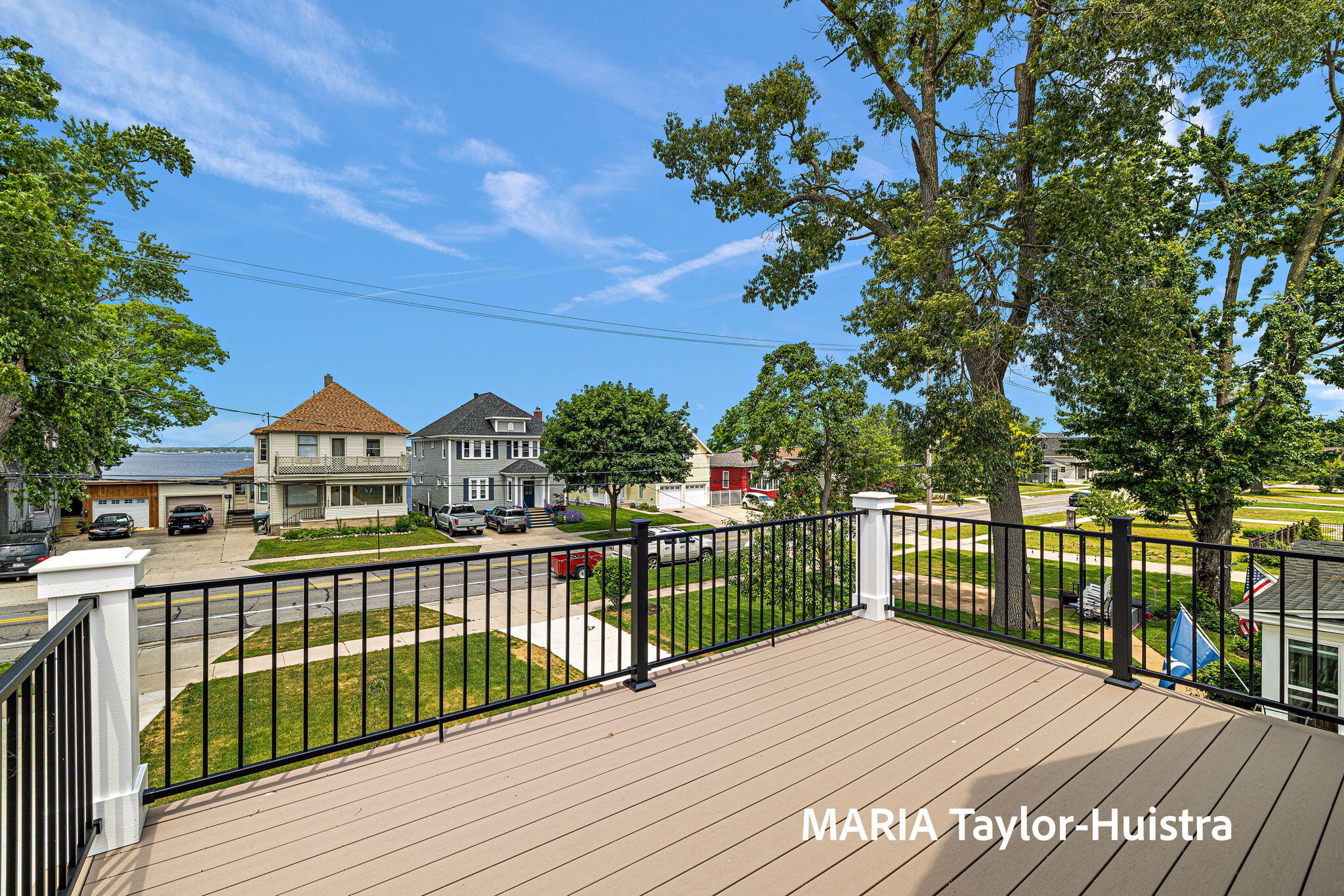 1423 Lakeshore Drive Muskegon MI 49441