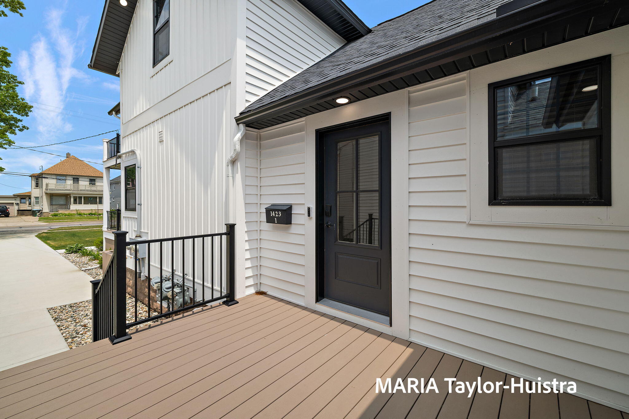 1423 Lakeshore Drive Muskegon MI 49441