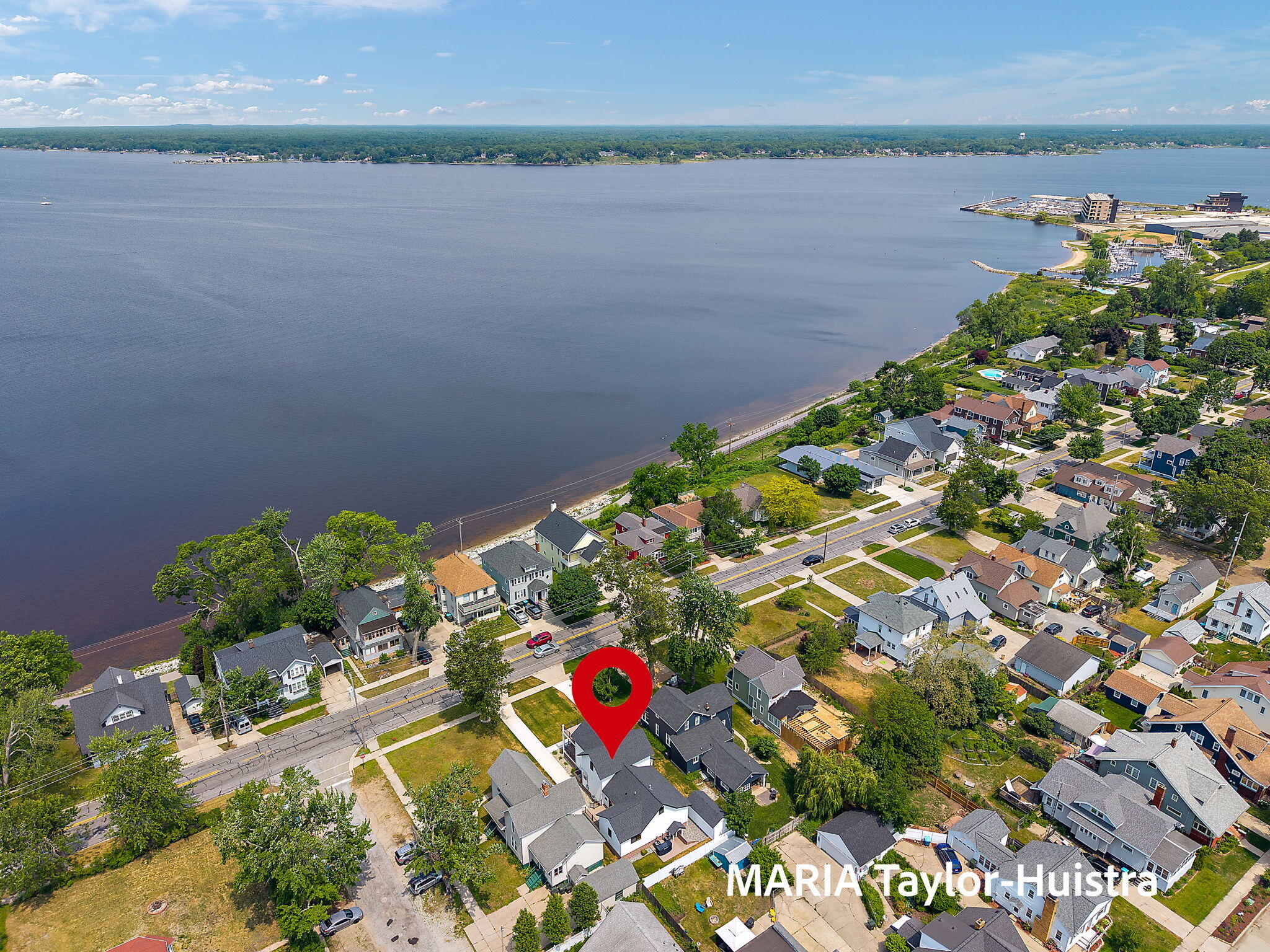 1423 Lakeshore Drive Muskegon MI 49441