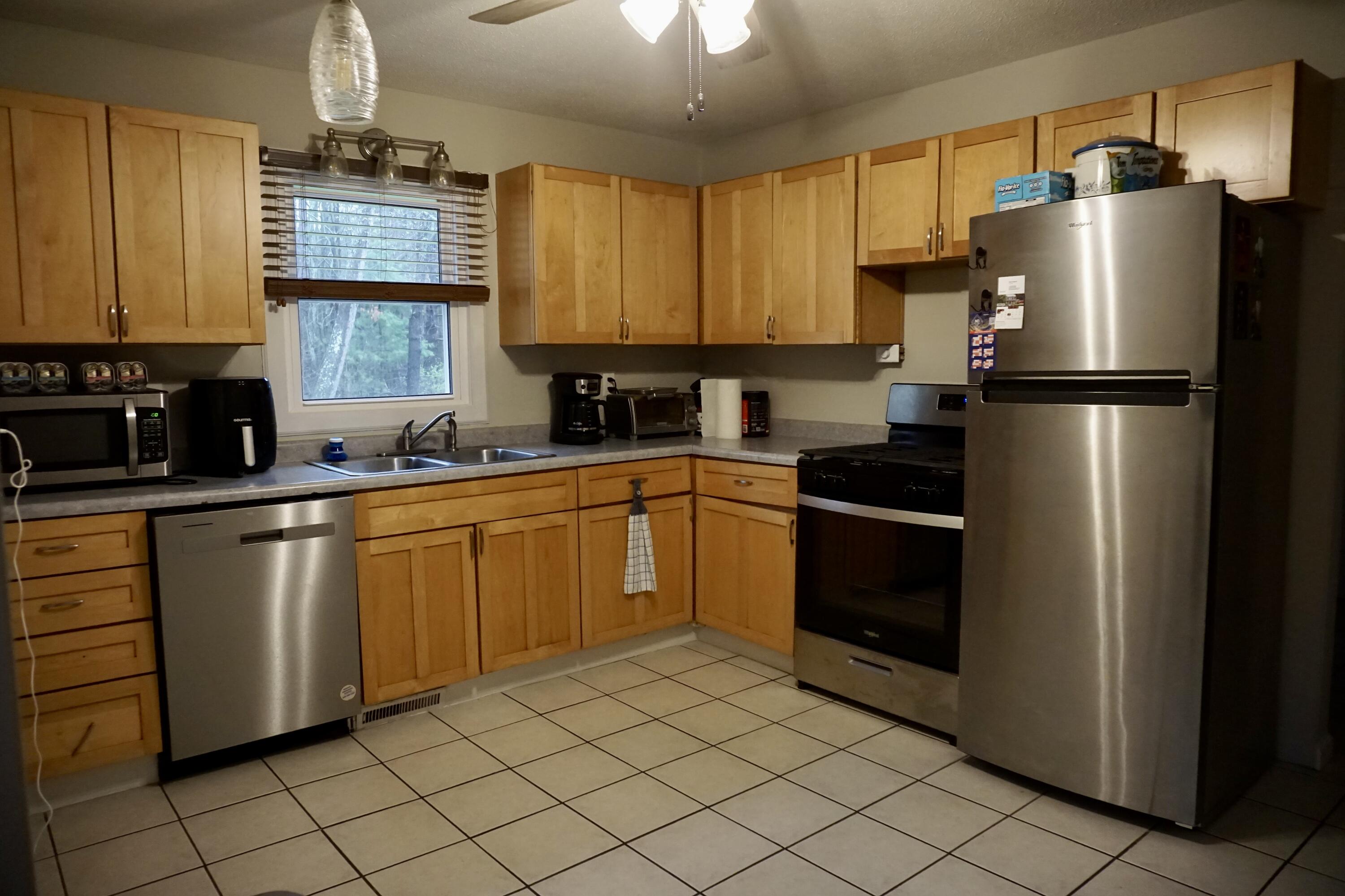 2096 Horton Road Muskegon MI 49445