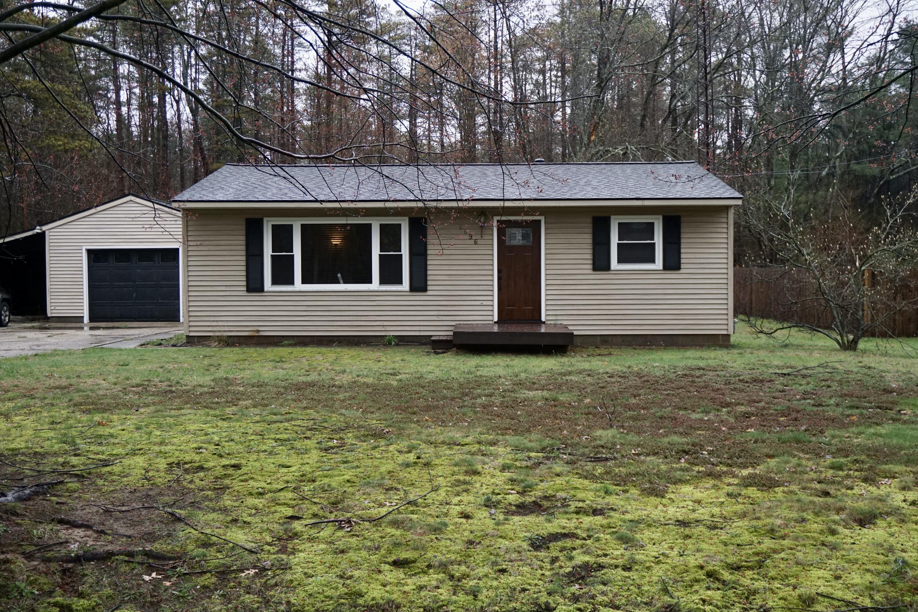 2096 Horton Road Muskegon MI 49445