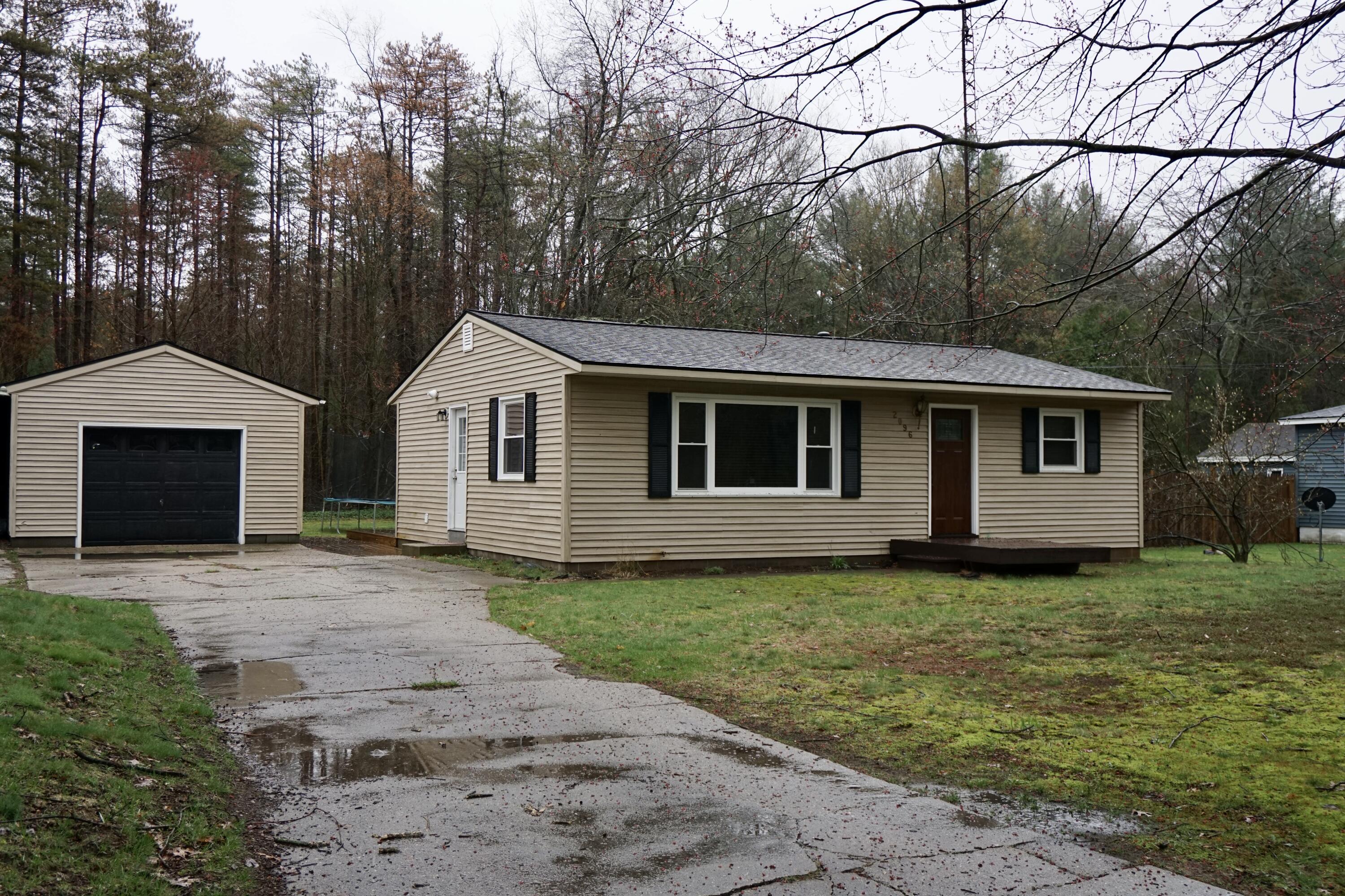 2096 Horton Road Muskegon MI 49445