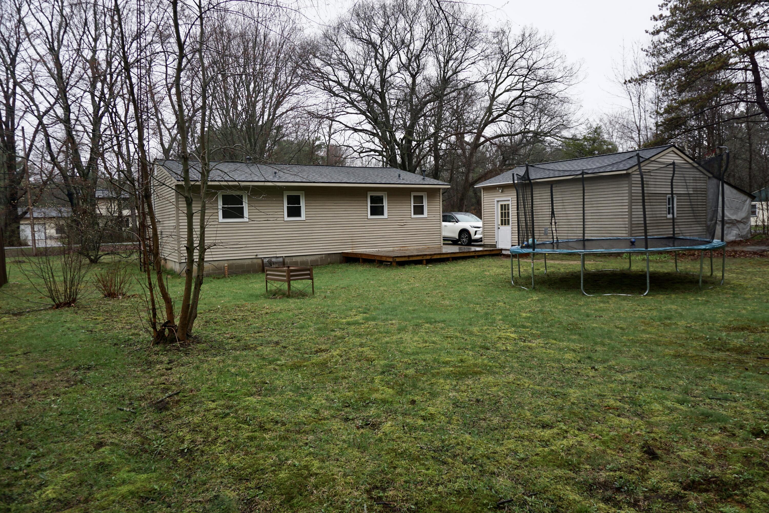2096 Horton Road Muskegon MI 49445
