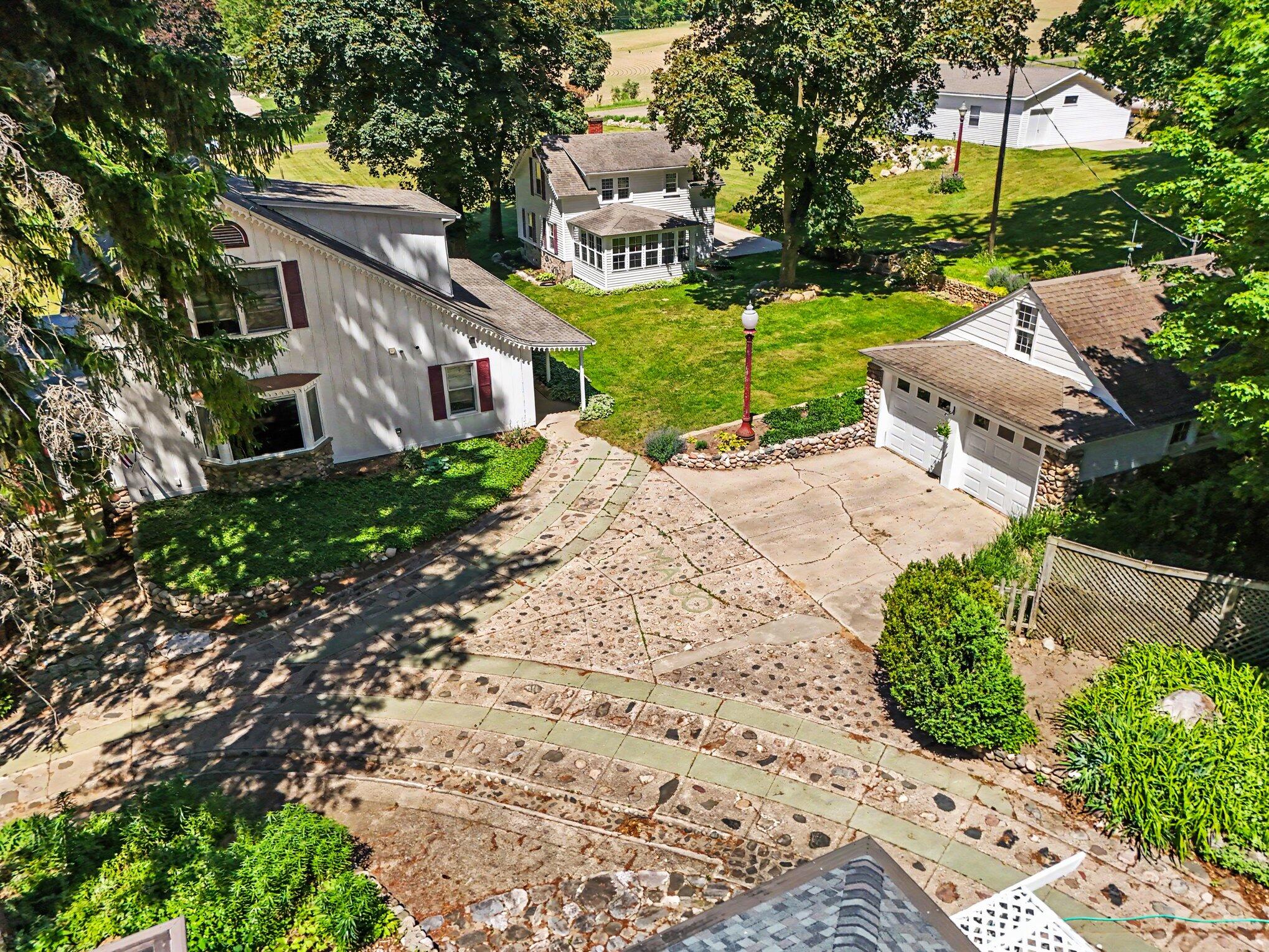 3189 125th Avenue Allegan MI 49010