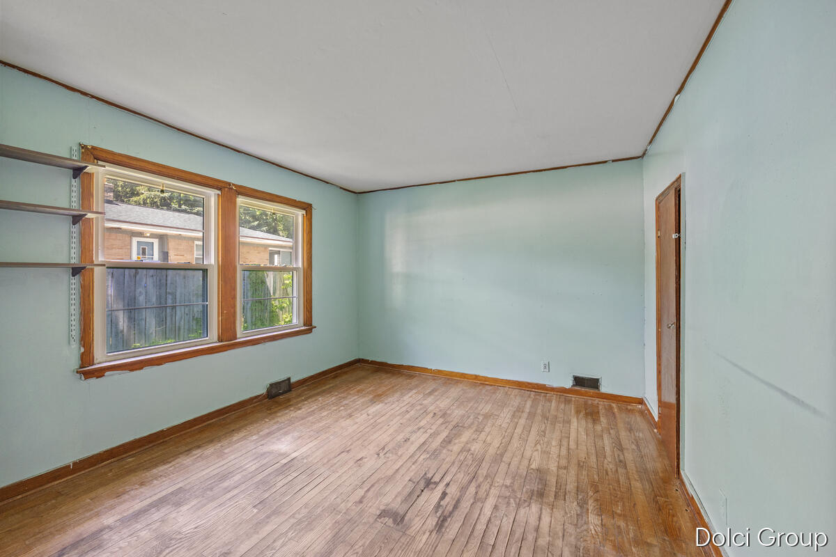 1023 Cogswell Street NW Grand Rapids MI 49544
