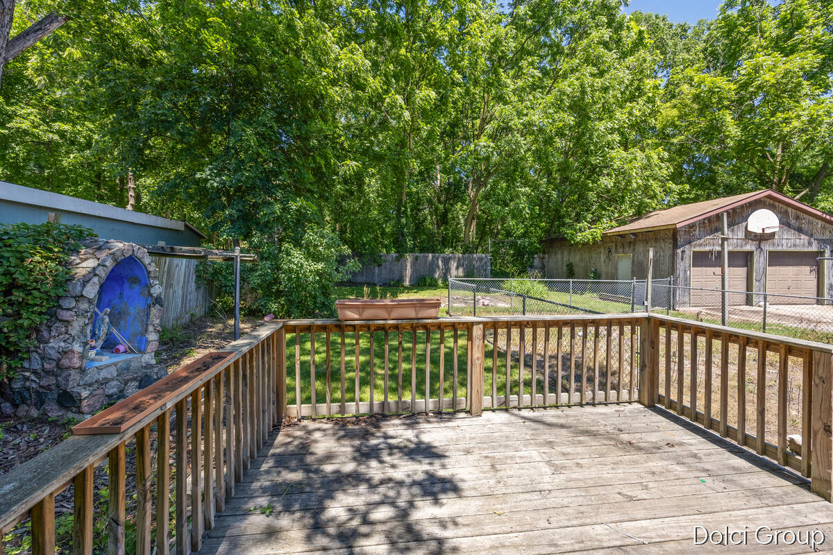 1023 Cogswell Street NW Grand Rapids MI 49544