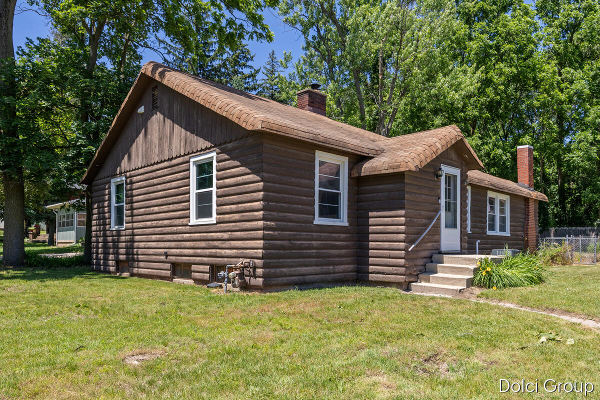 1023 Cogswell Street NW Grand Rapids MI 49544