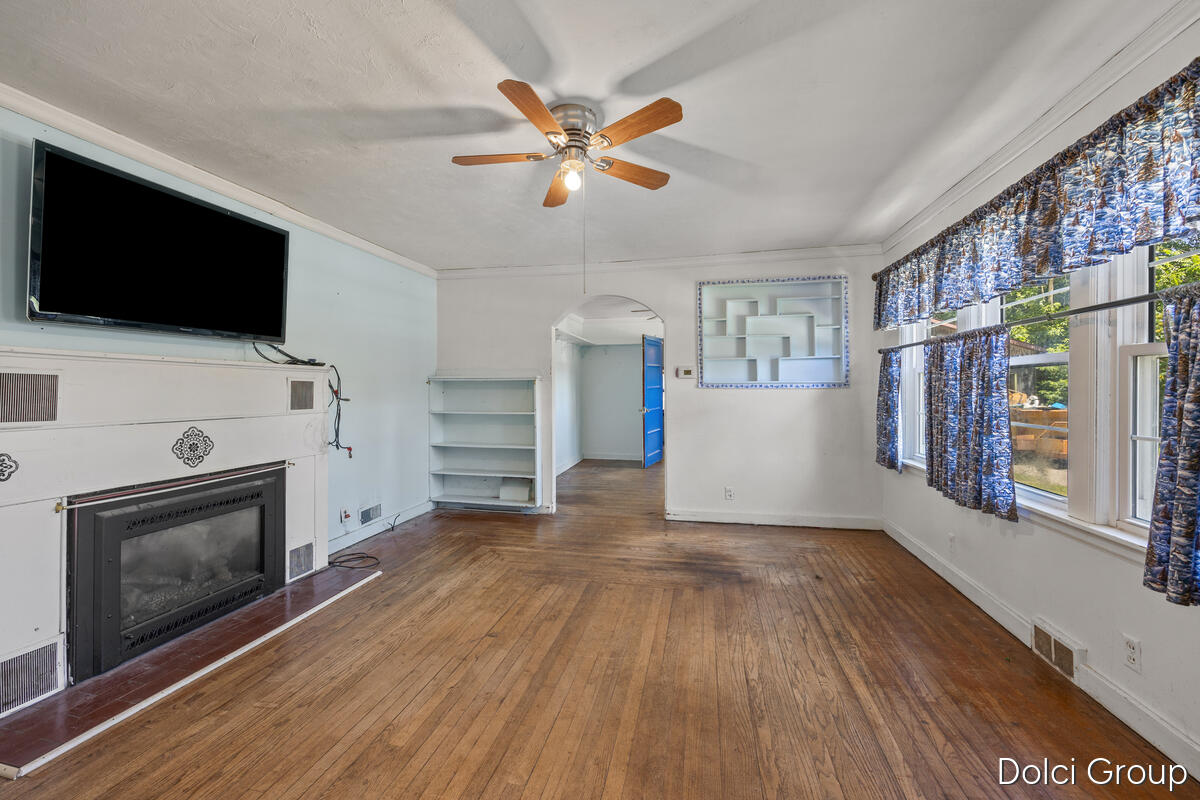 1023 Cogswell Street NW Grand Rapids MI 49544