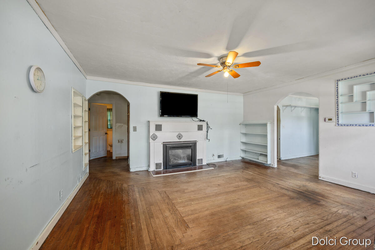 1023 Cogswell Street NW Grand Rapids MI 49544