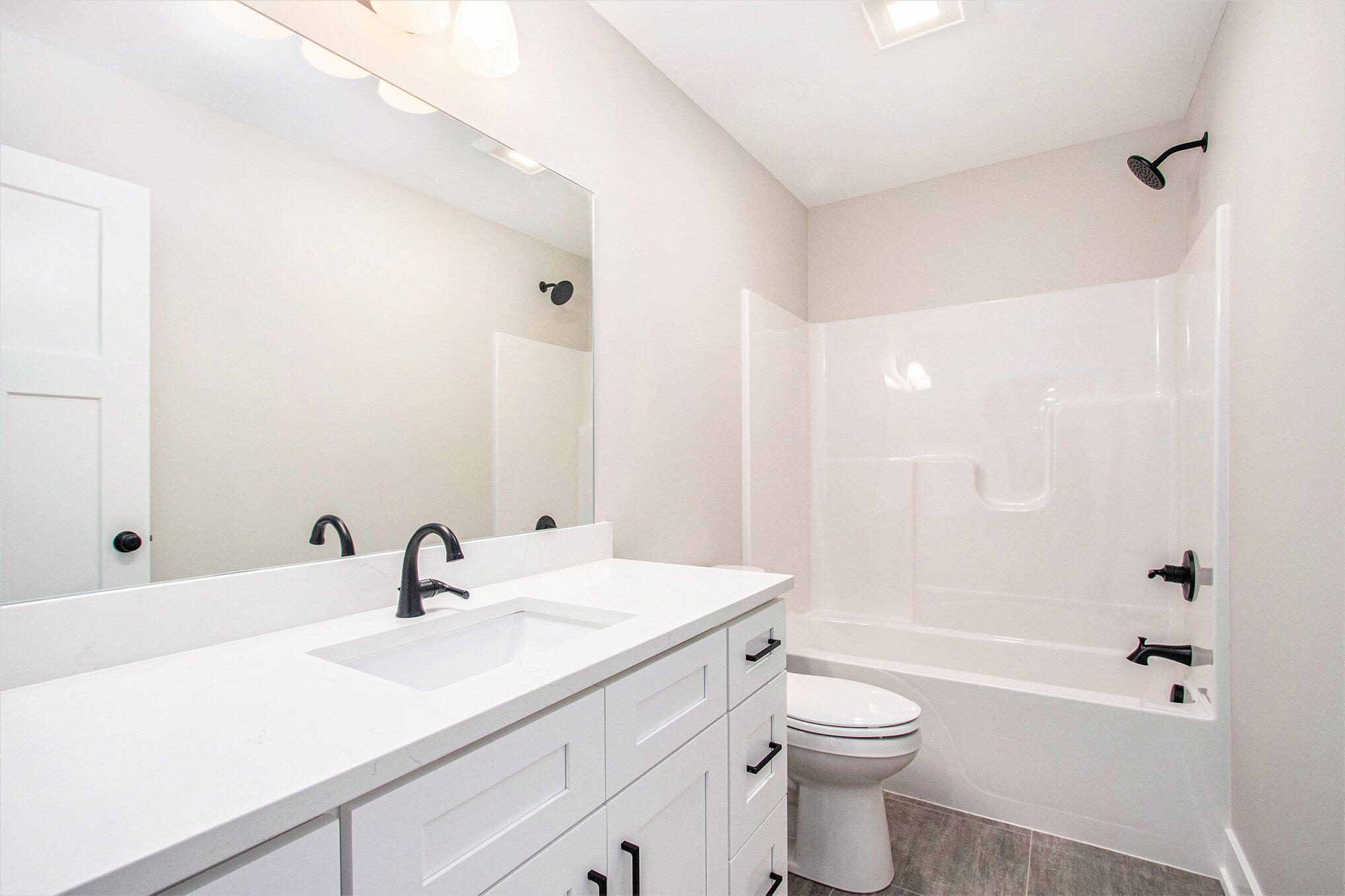 5804 Hunter's Ridge Fennville MI 49408