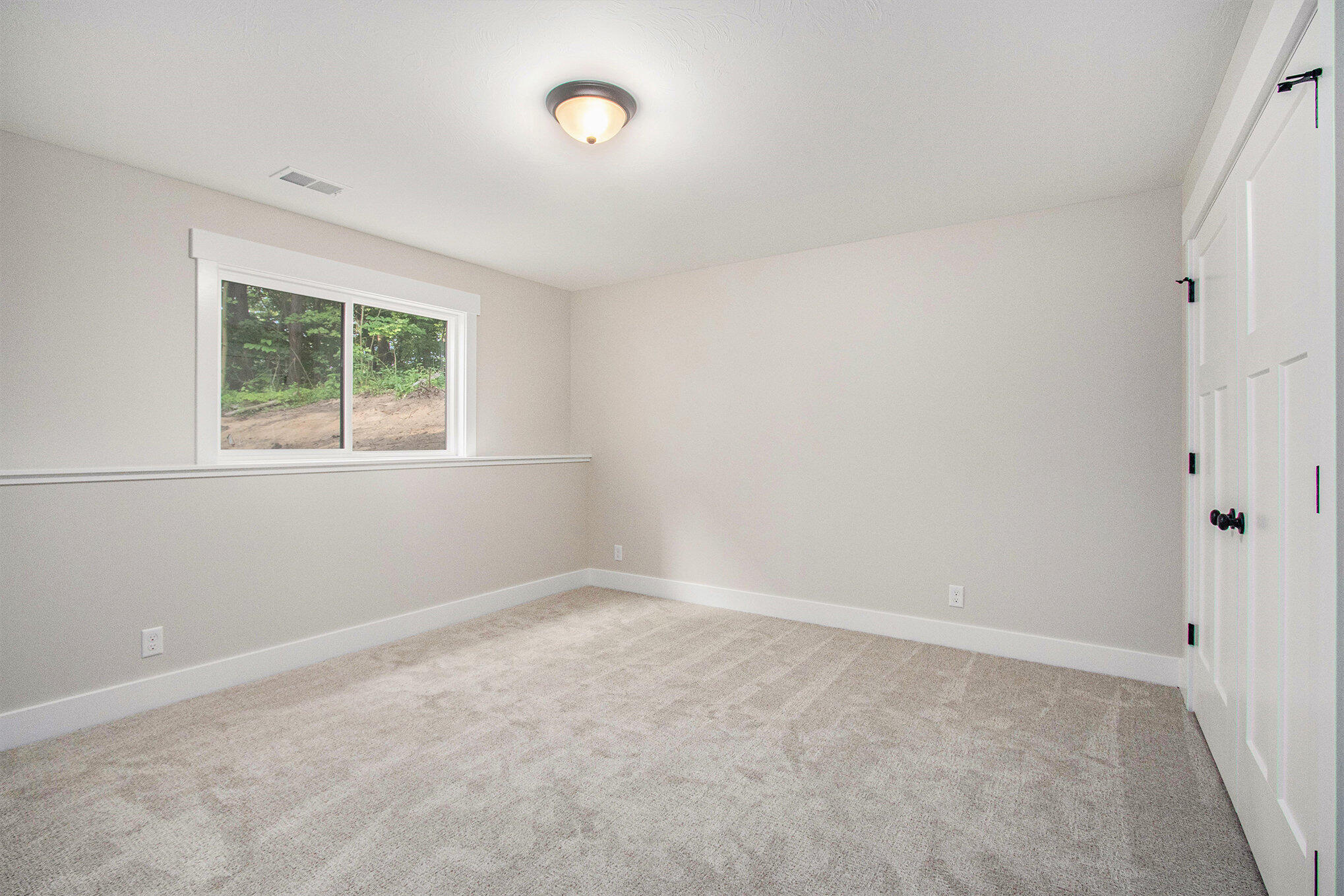 5804 Hunter's Ridge Fennville MI 49408