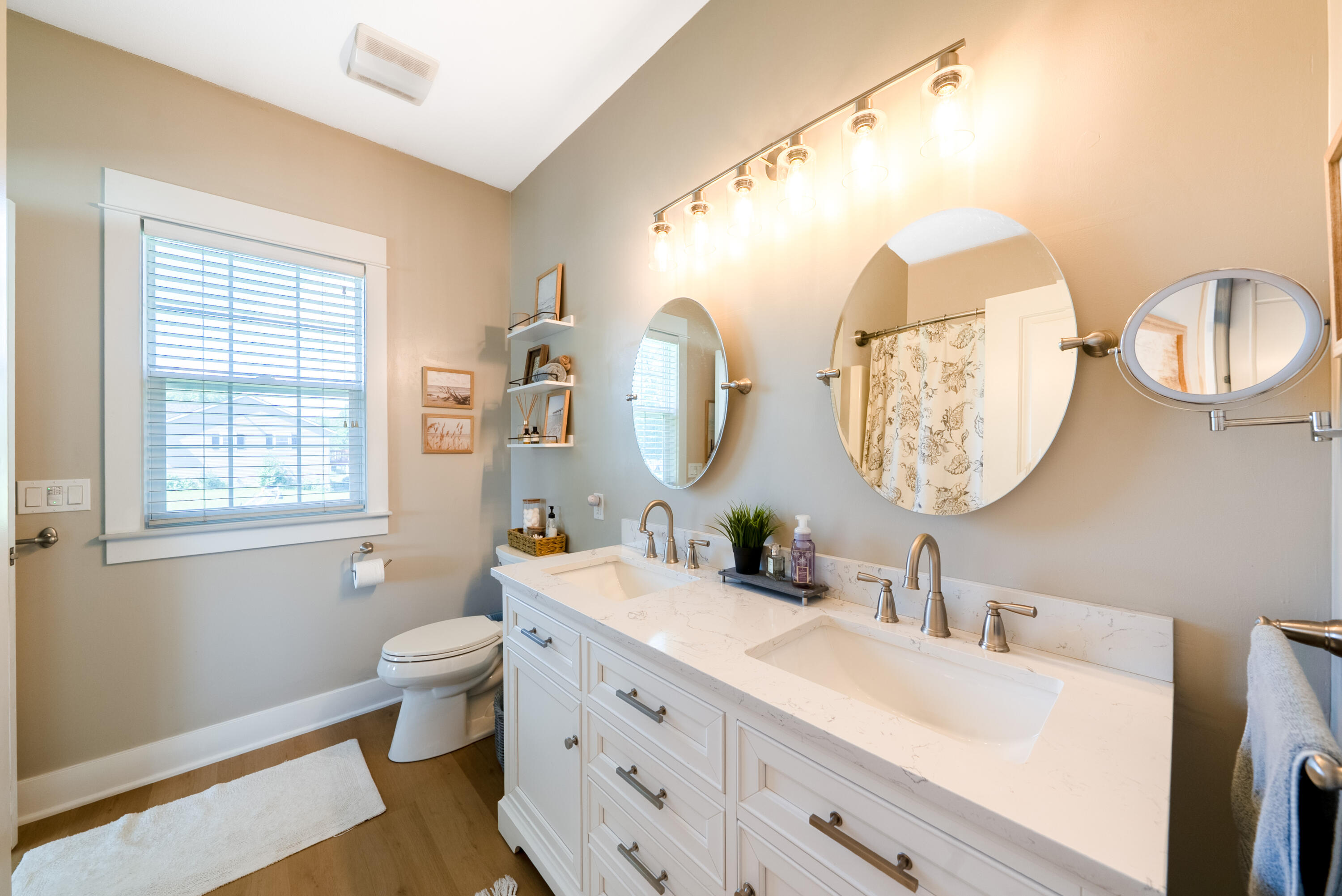 2198 Applegate Drive NW Grand Rapids MI 49534