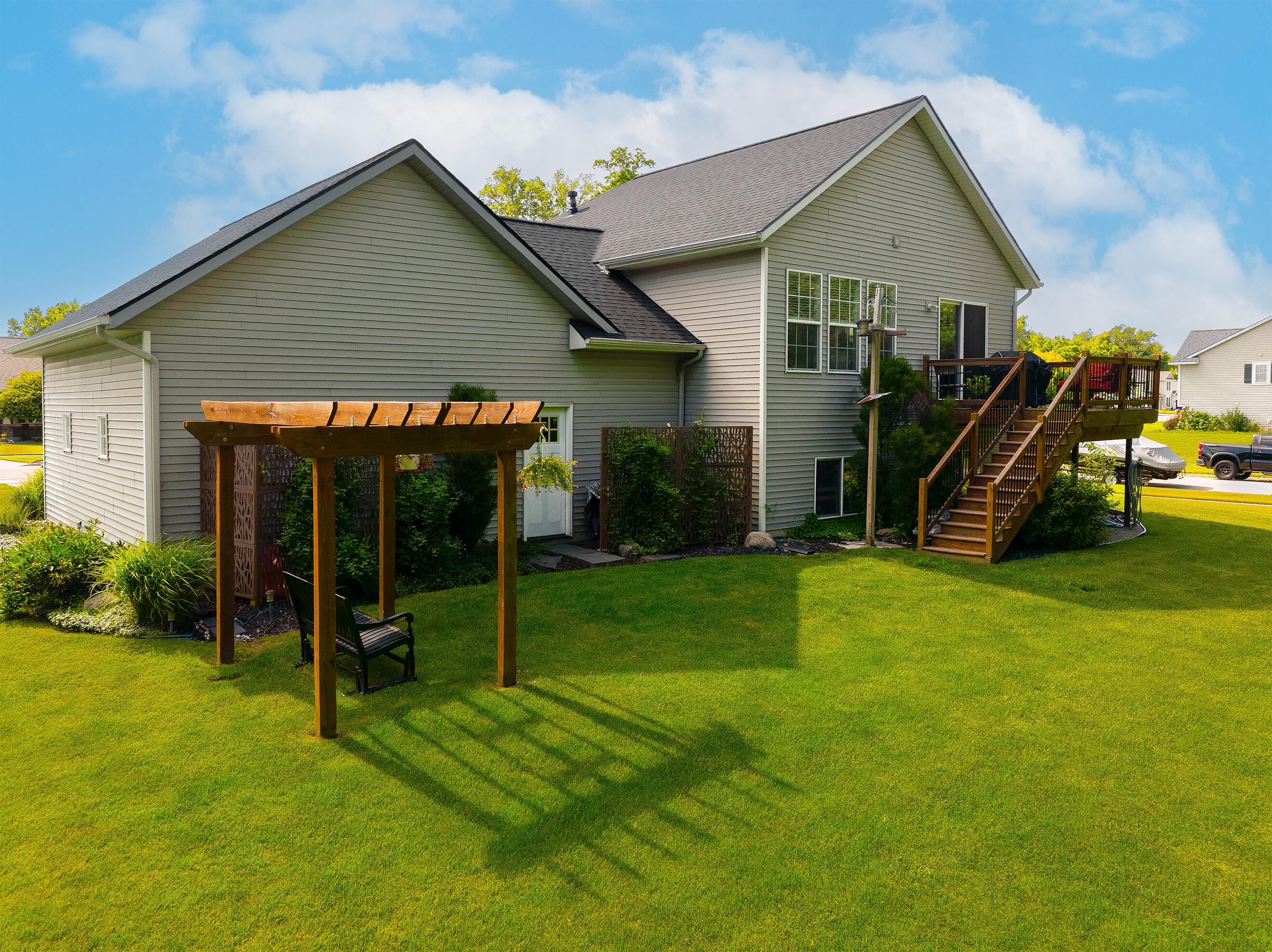 2198 Applegate Drive NW Grand Rapids MI 49534