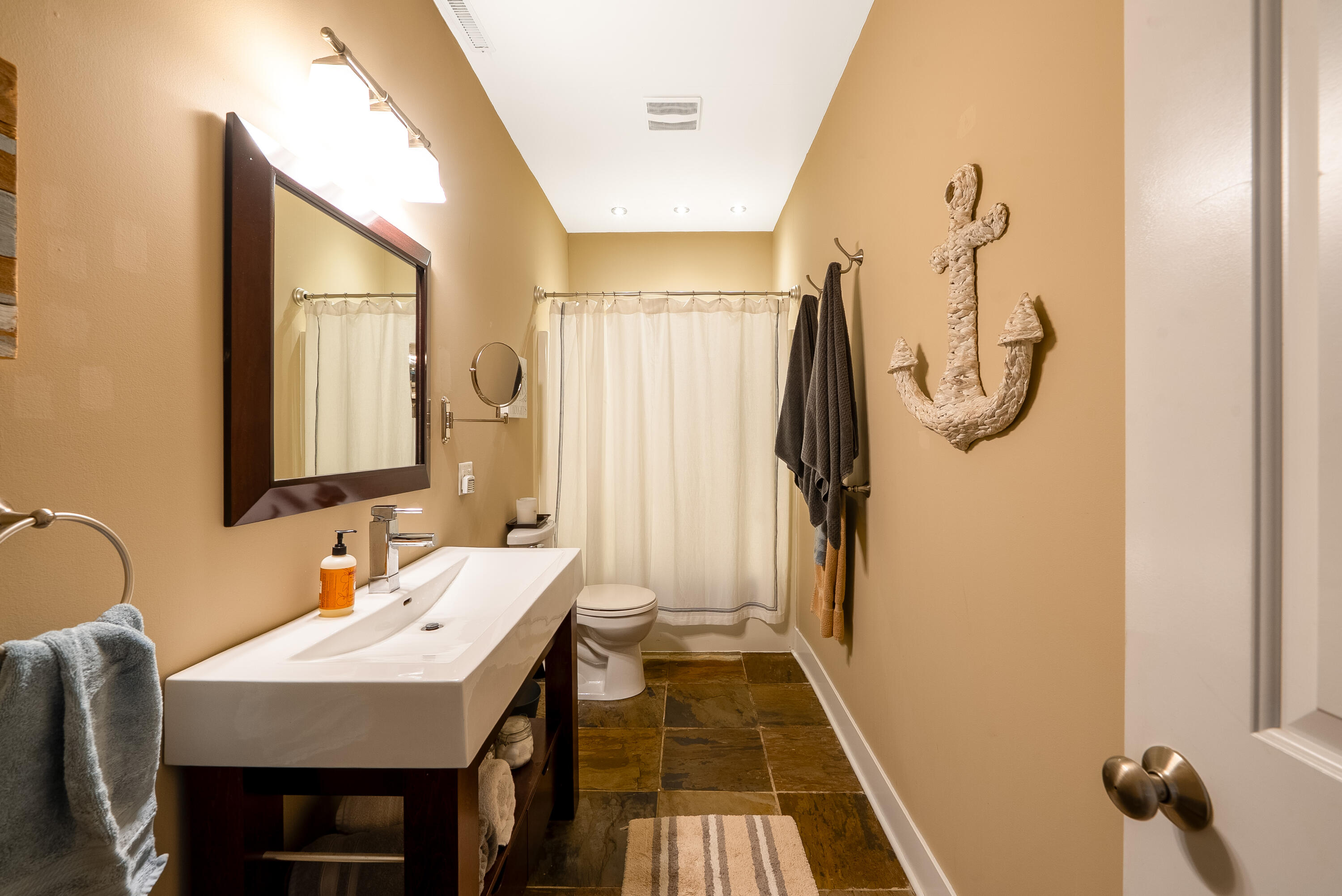 2198 Applegate Drive NW Grand Rapids MI 49534