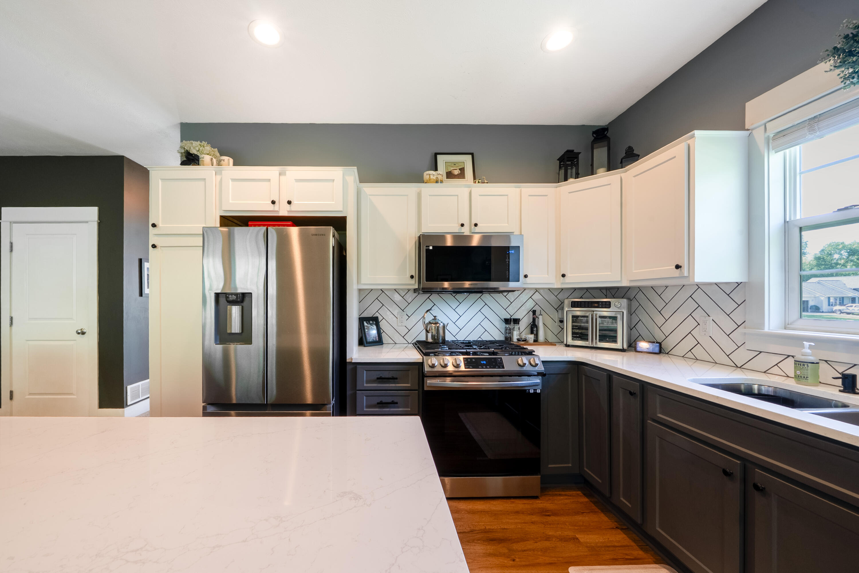 2198 Applegate Drive NW Grand Rapids MI 49534