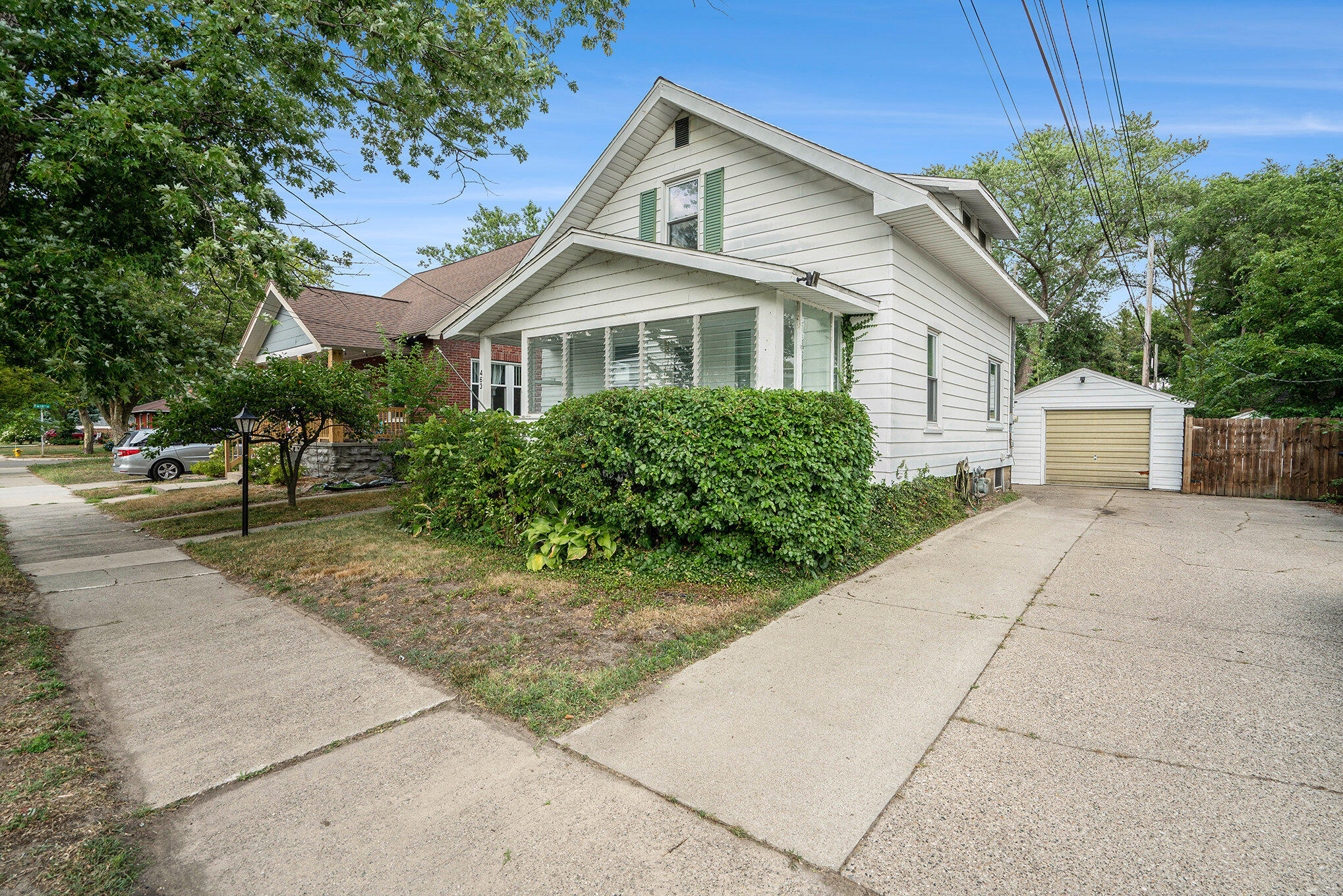 463 Harrison Avenue Holland MI 49423