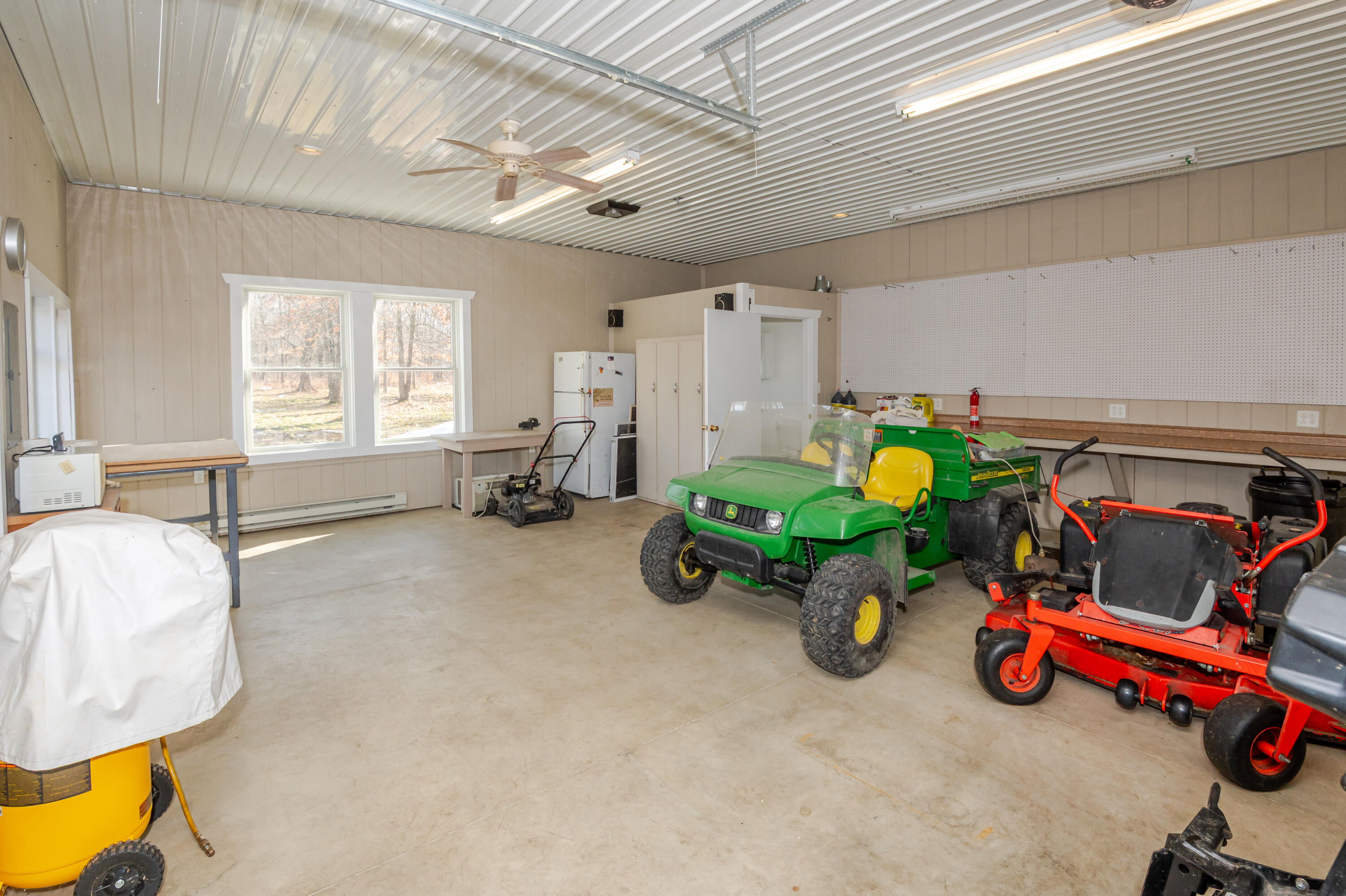 31643 Frost Street Dowagiac MI 49047