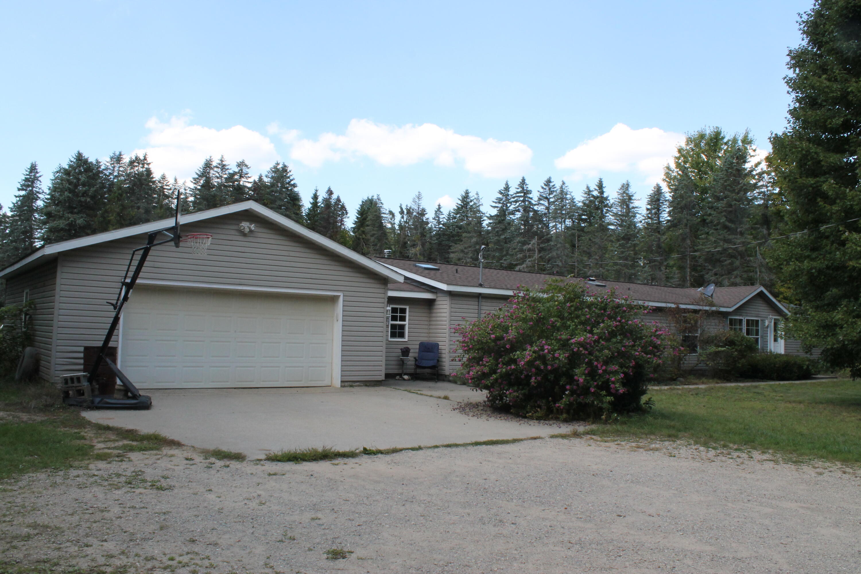 2236 35th Street Allegan MI 49010