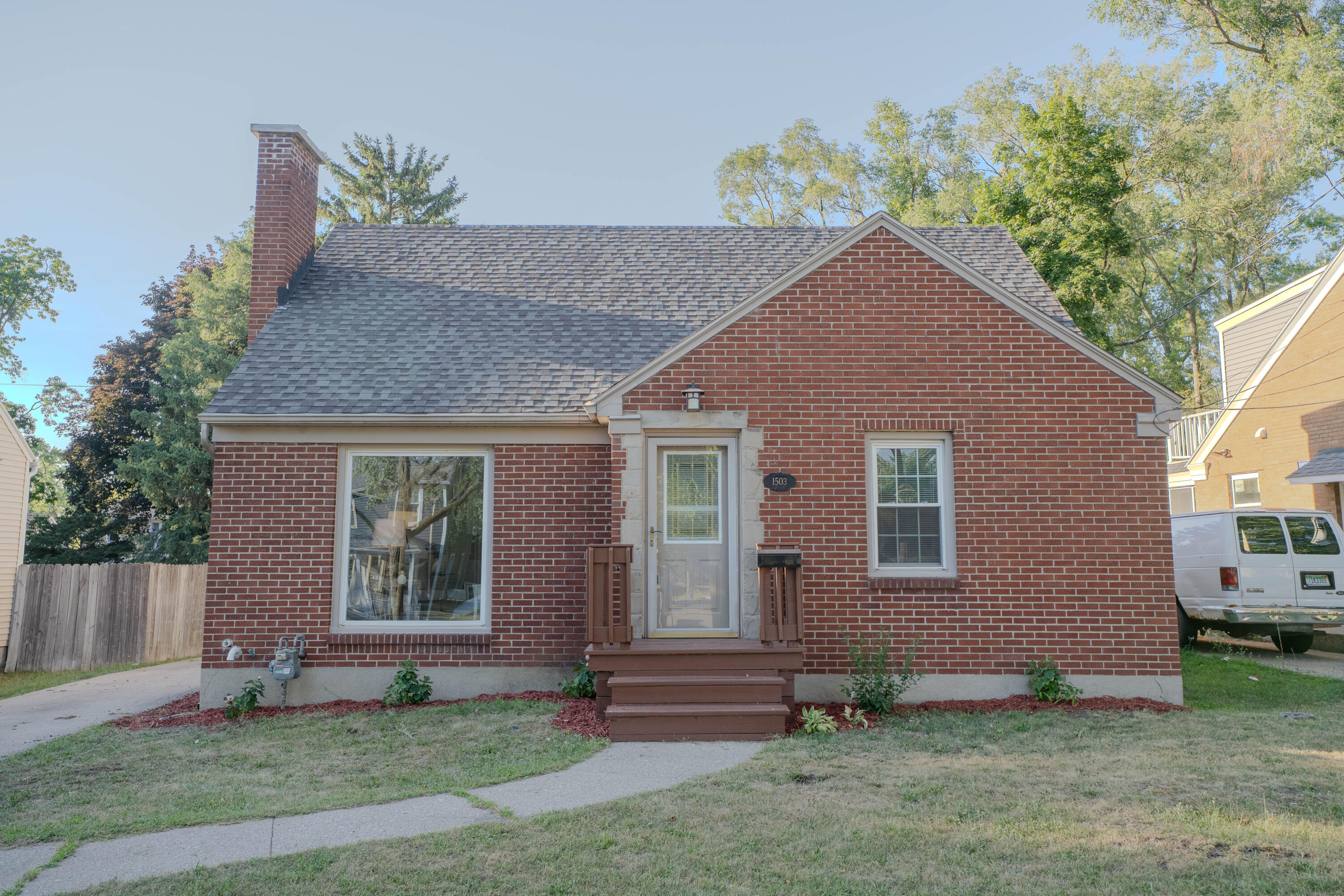 1503 Ardmore Street SE Grand Rapids MI 49507