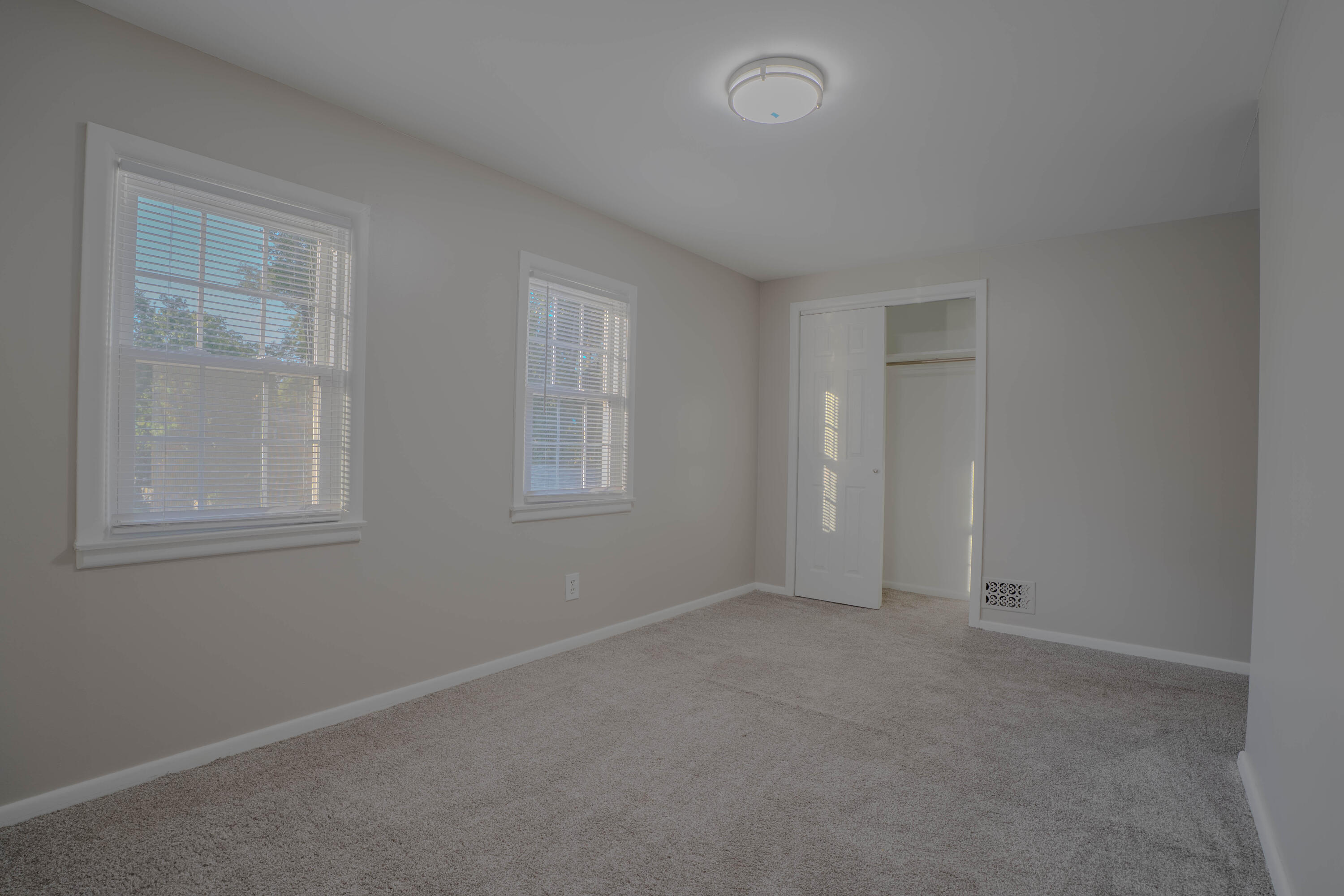 1503 Ardmore Street SE Grand Rapids MI 49507