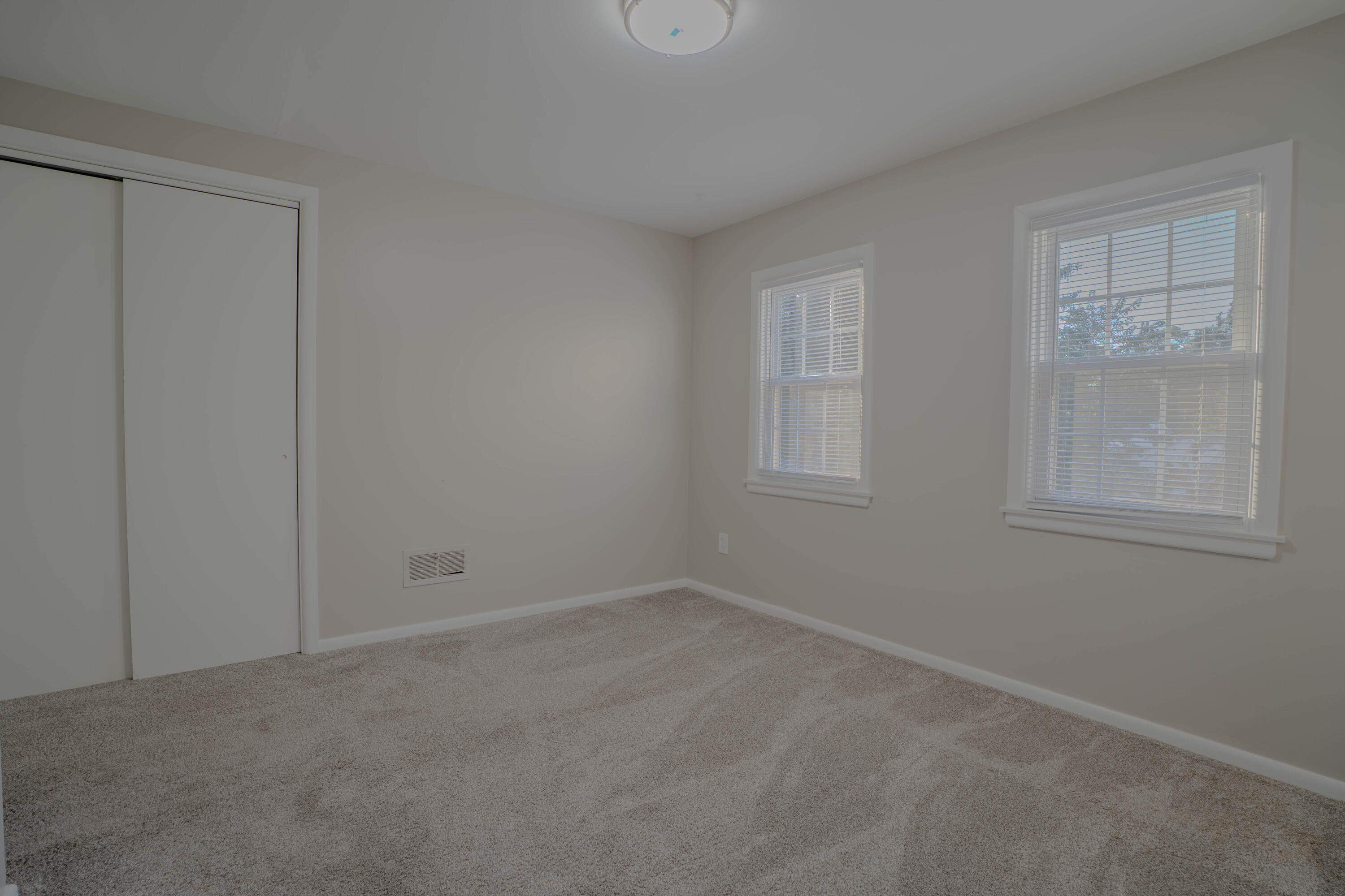 1503 Ardmore Street SE Grand Rapids MI 49507
