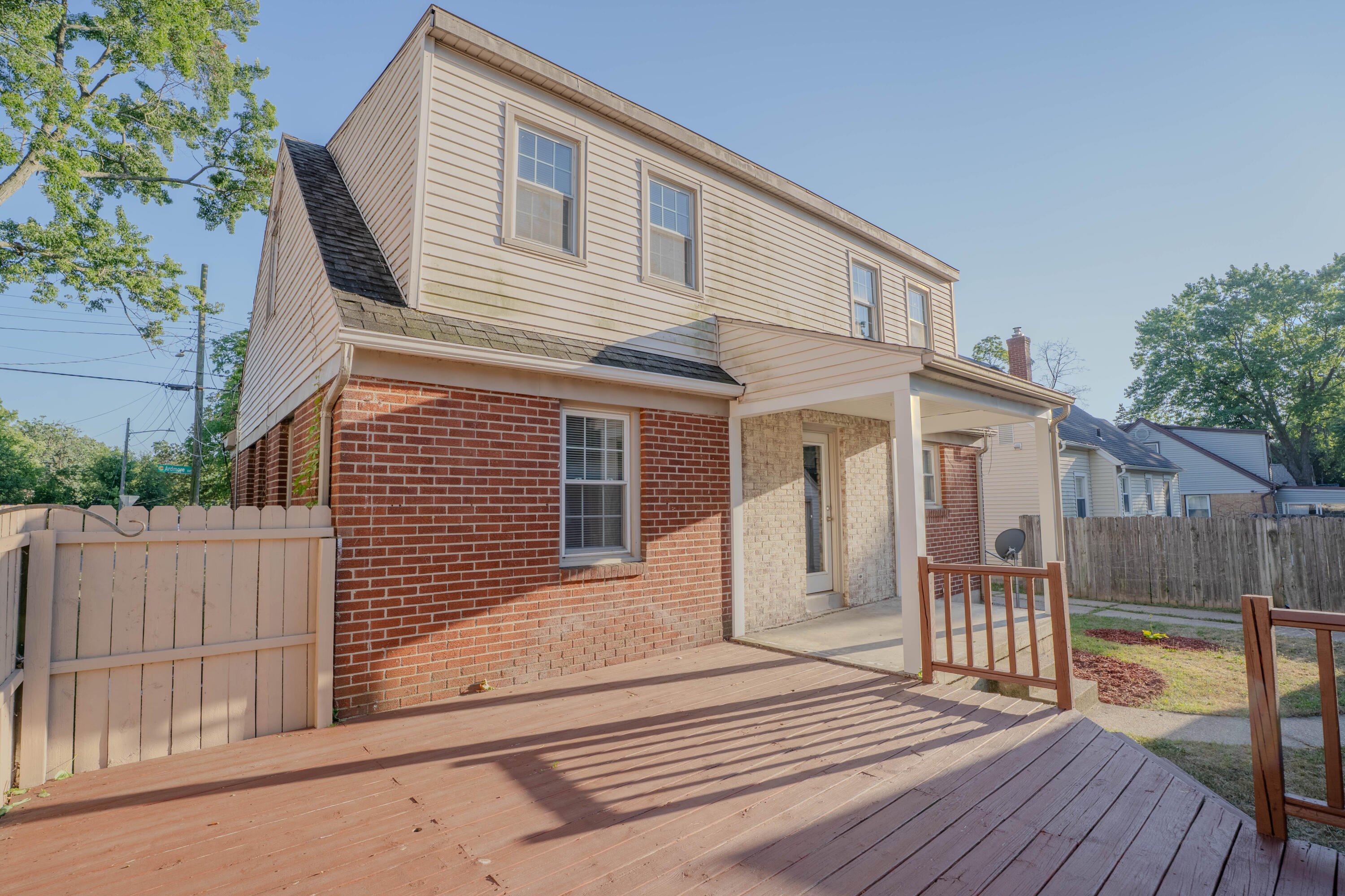1503 Ardmore Street SE Grand Rapids MI 49507